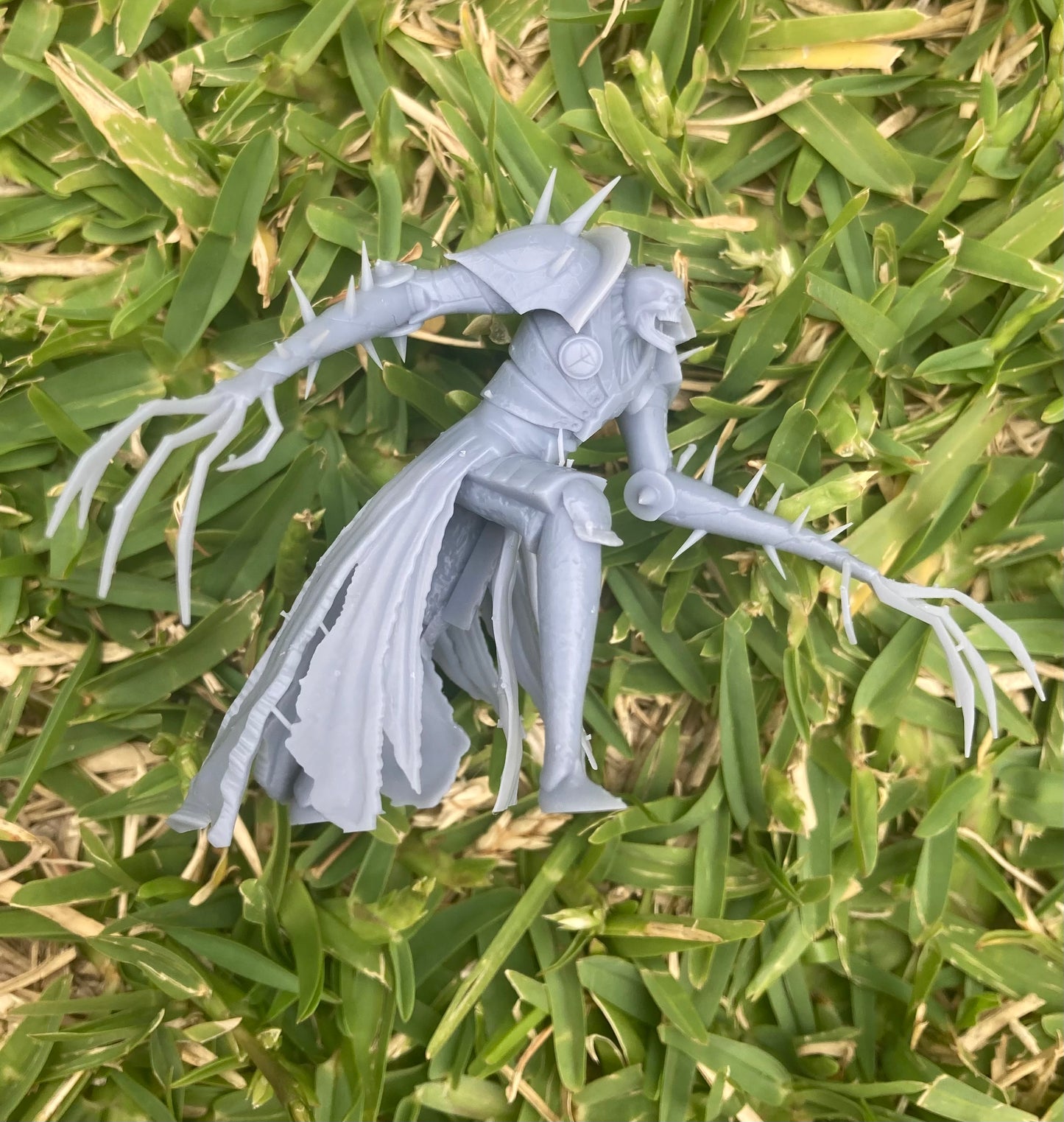Armored Bone Claw (3 Variants) - Epic Miniatures