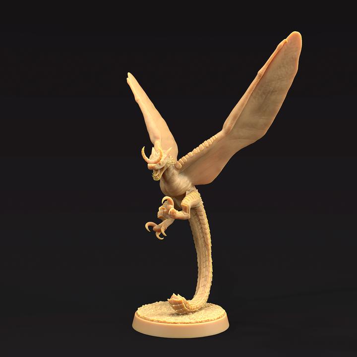 Moon Wyverns (3 Variants Available) - Dragon Trapper's Lodge