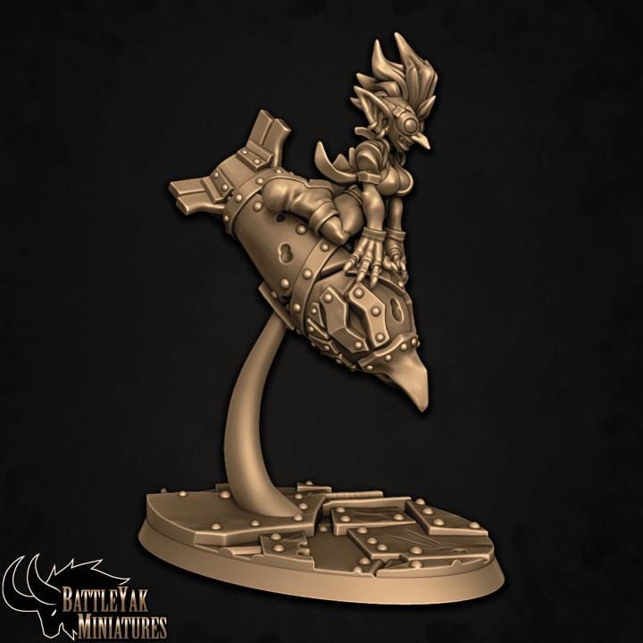 Rokkit-Rider, Pinup - Battle Yak