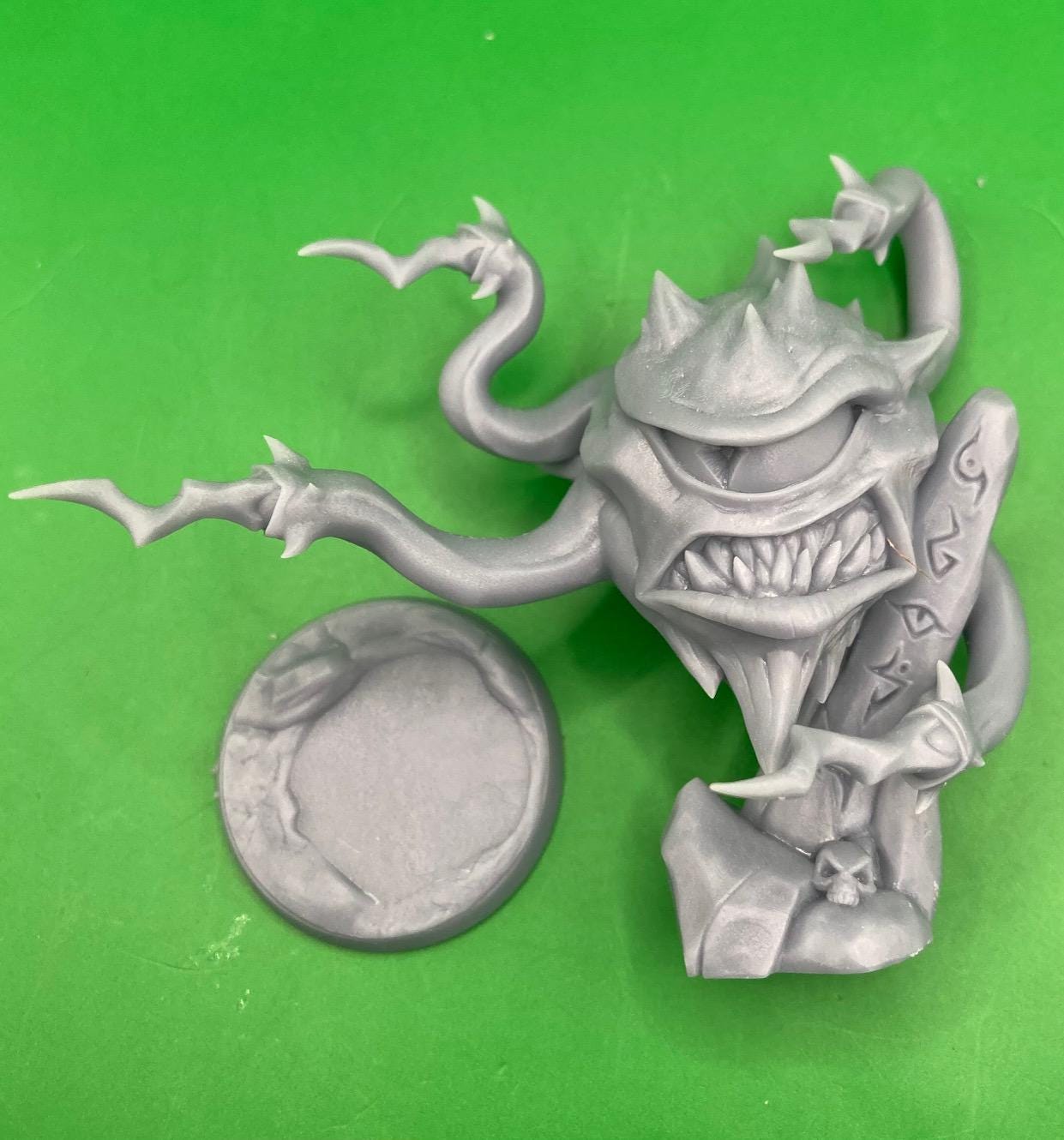 Eye Stalkers - Terrain Bases (6 Variants Available) - Artisan Guild