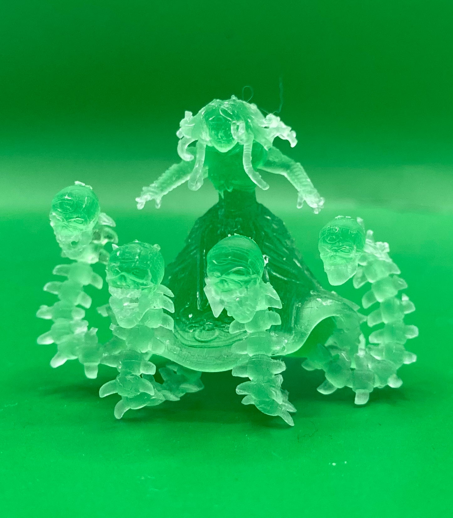 Gnome Lich Queen (3 Variants Available) - Epic Miniatures