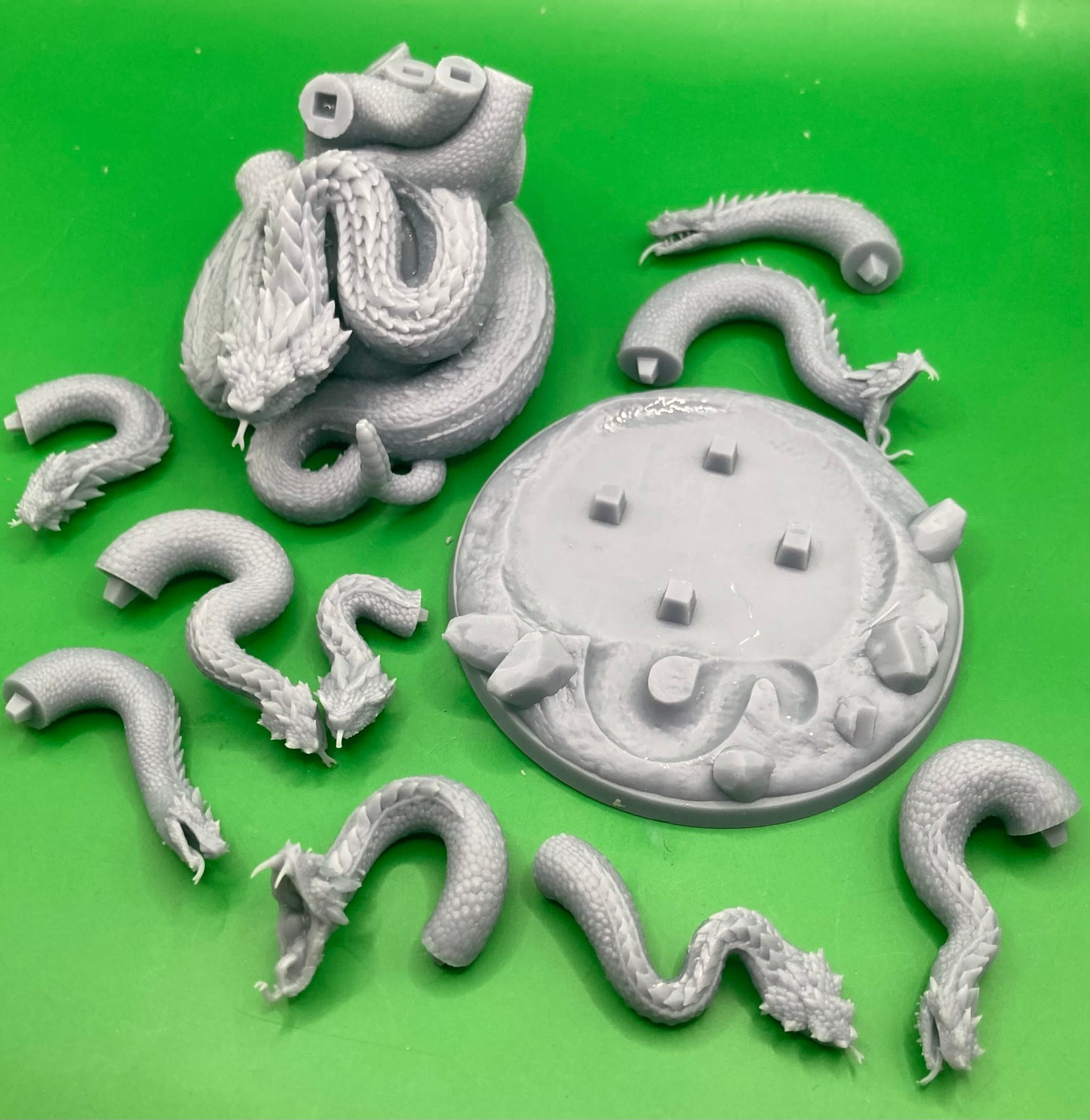 Rattling Hydra - Dragon Trapper's Lodge