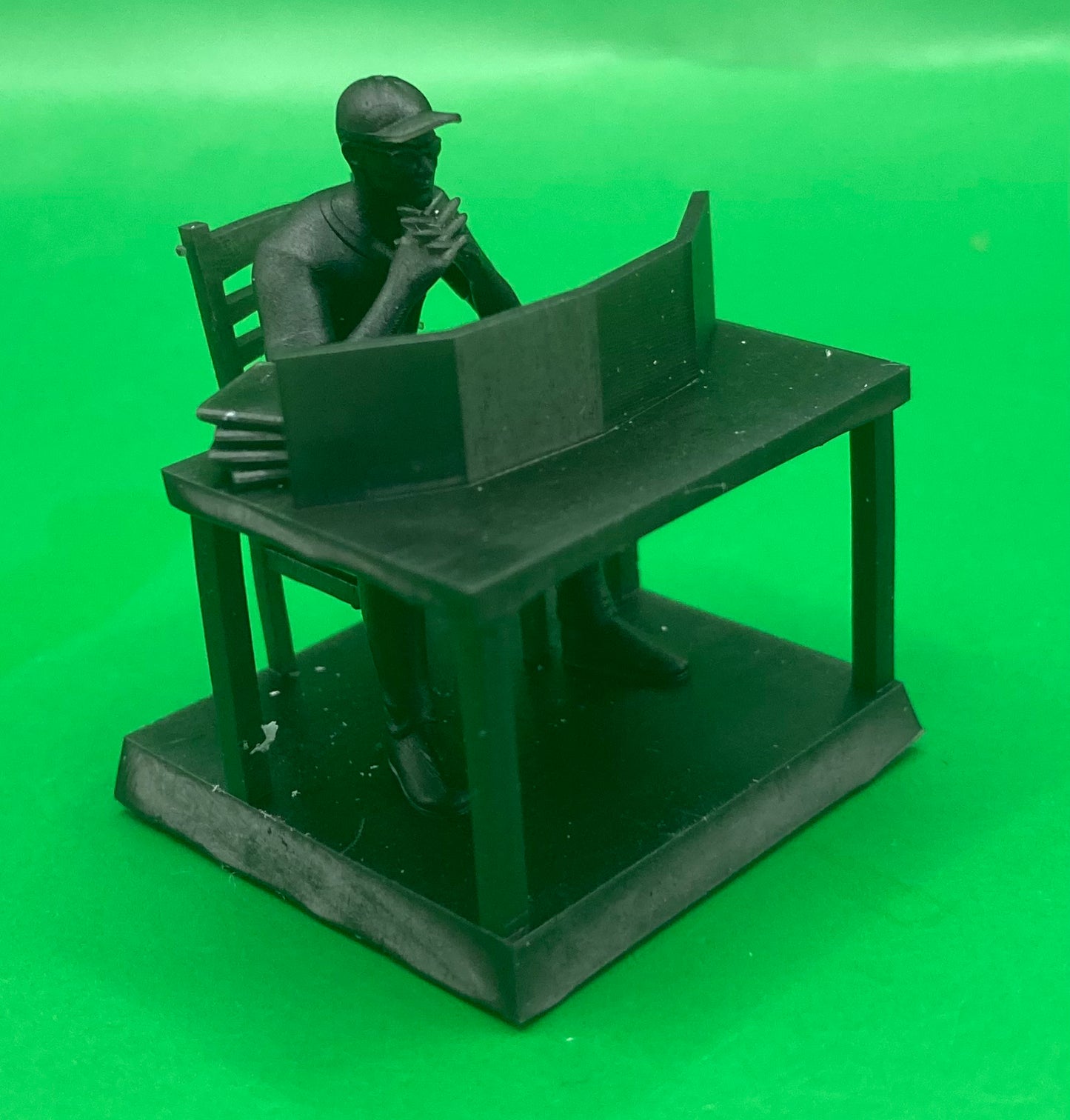 Male Dungeon Master behind DM Screen - MZ4250