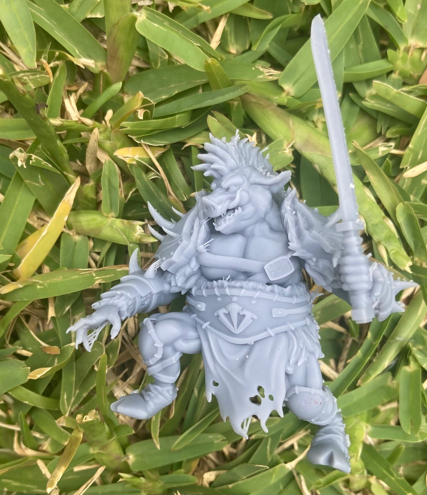 Boar Folk Outlaws (3 Variants Available) - Epic Miniatures