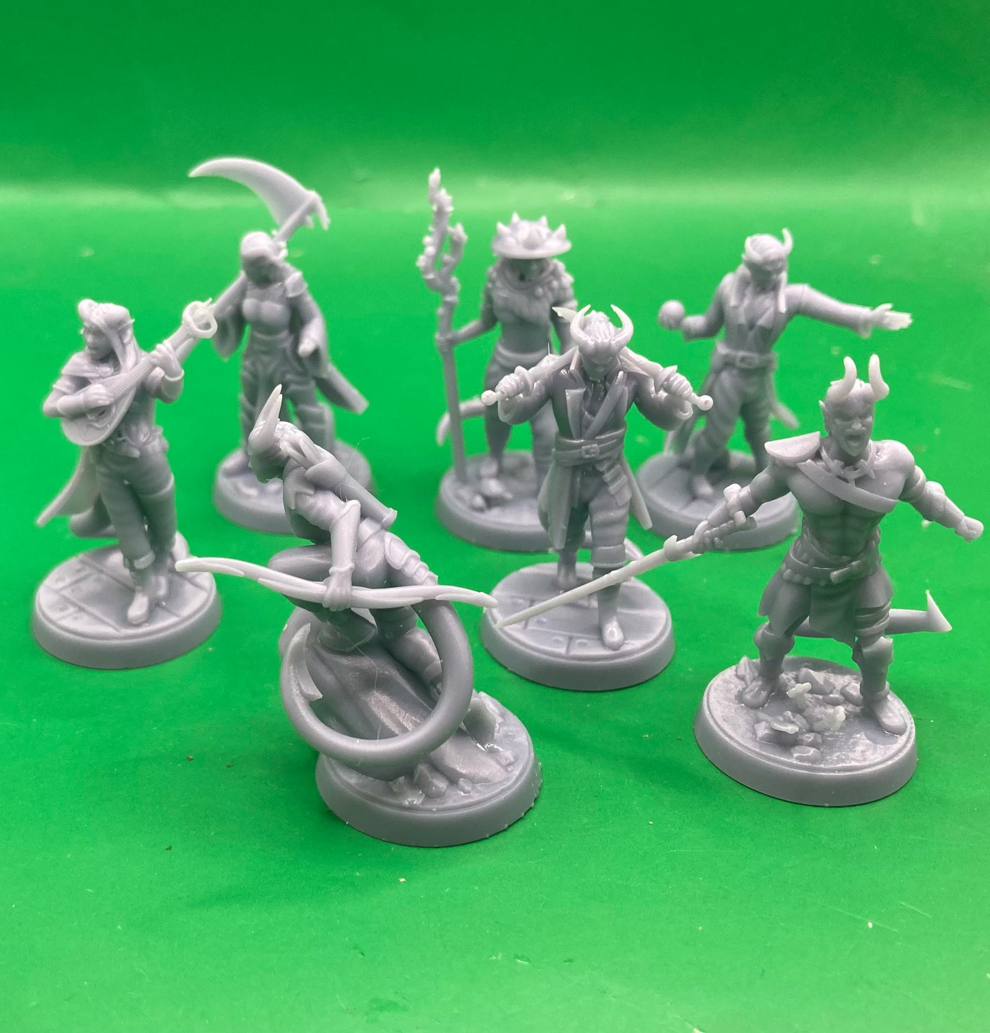 Tieflings (7 Variants Available) - Lost World Miniatures