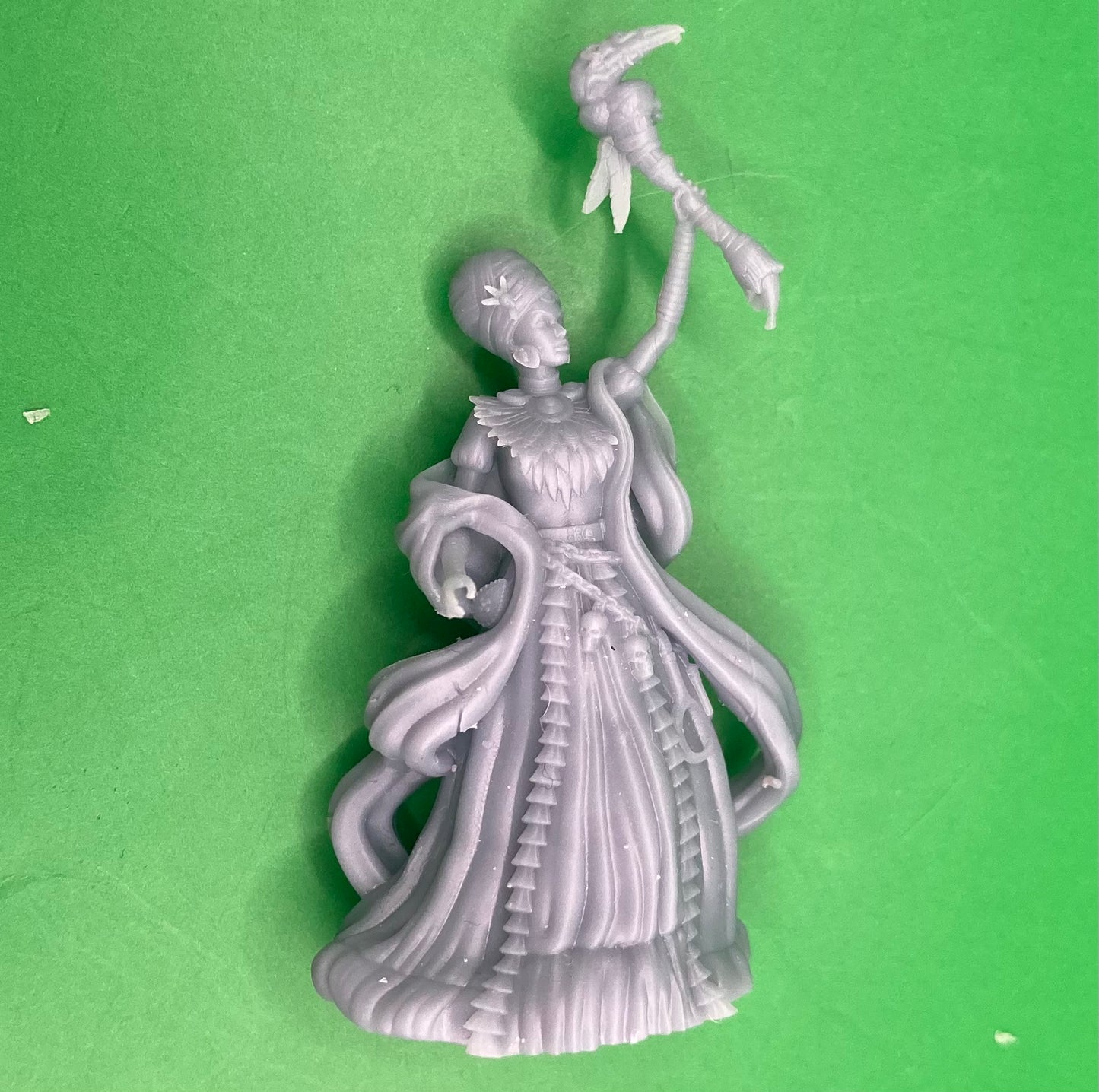 Southern Queen (3 Variants Available) - Epic Miniatures
