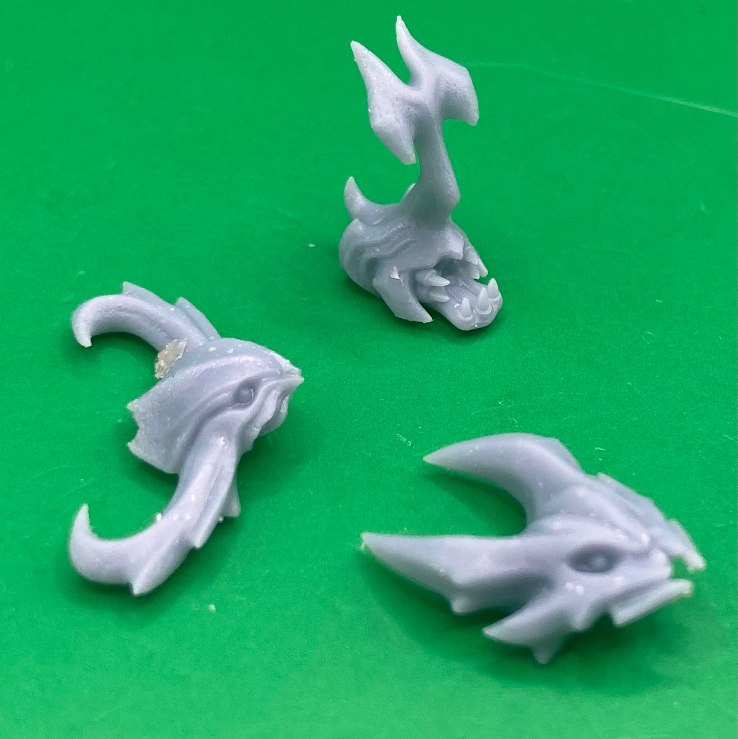 Great Broodknight Heads, Beetle and Bug Folk Customisation Pack - 32mm Scale (8 Variants Available) - Battle Yak