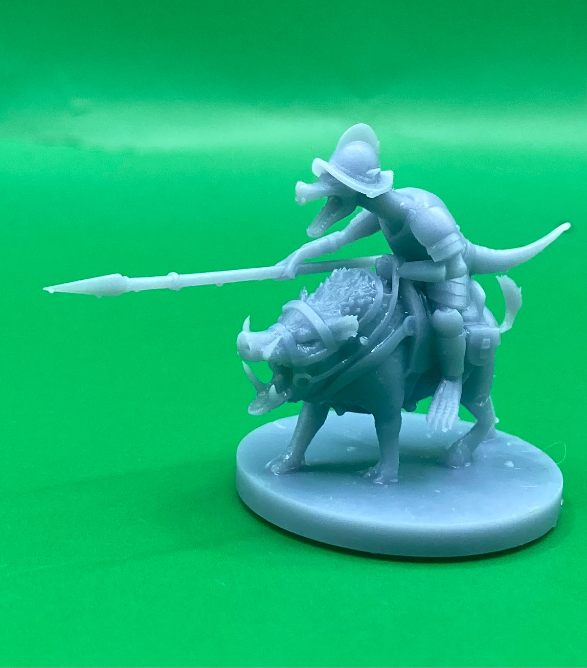Kobold Paladin on Boar Mount - MZ4250