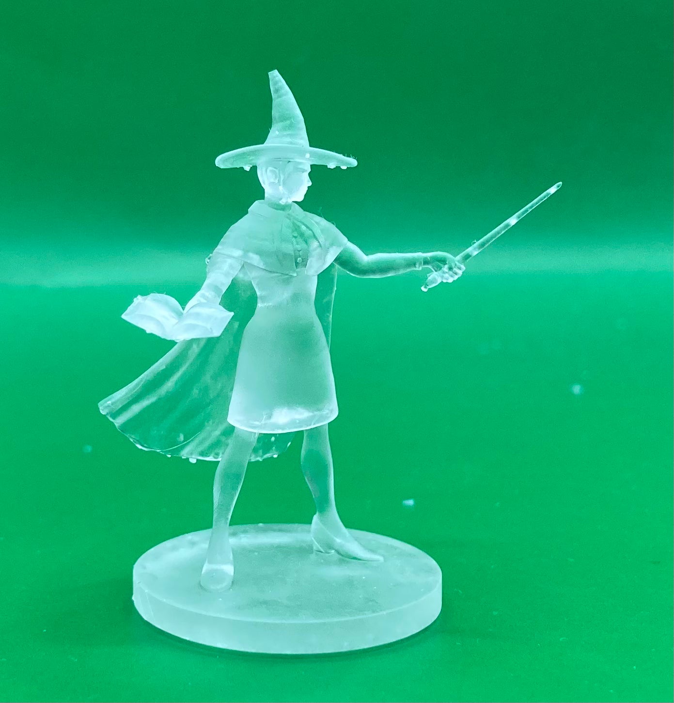 Human Illusionist Wizard (2 Variants Available) - MZ4250