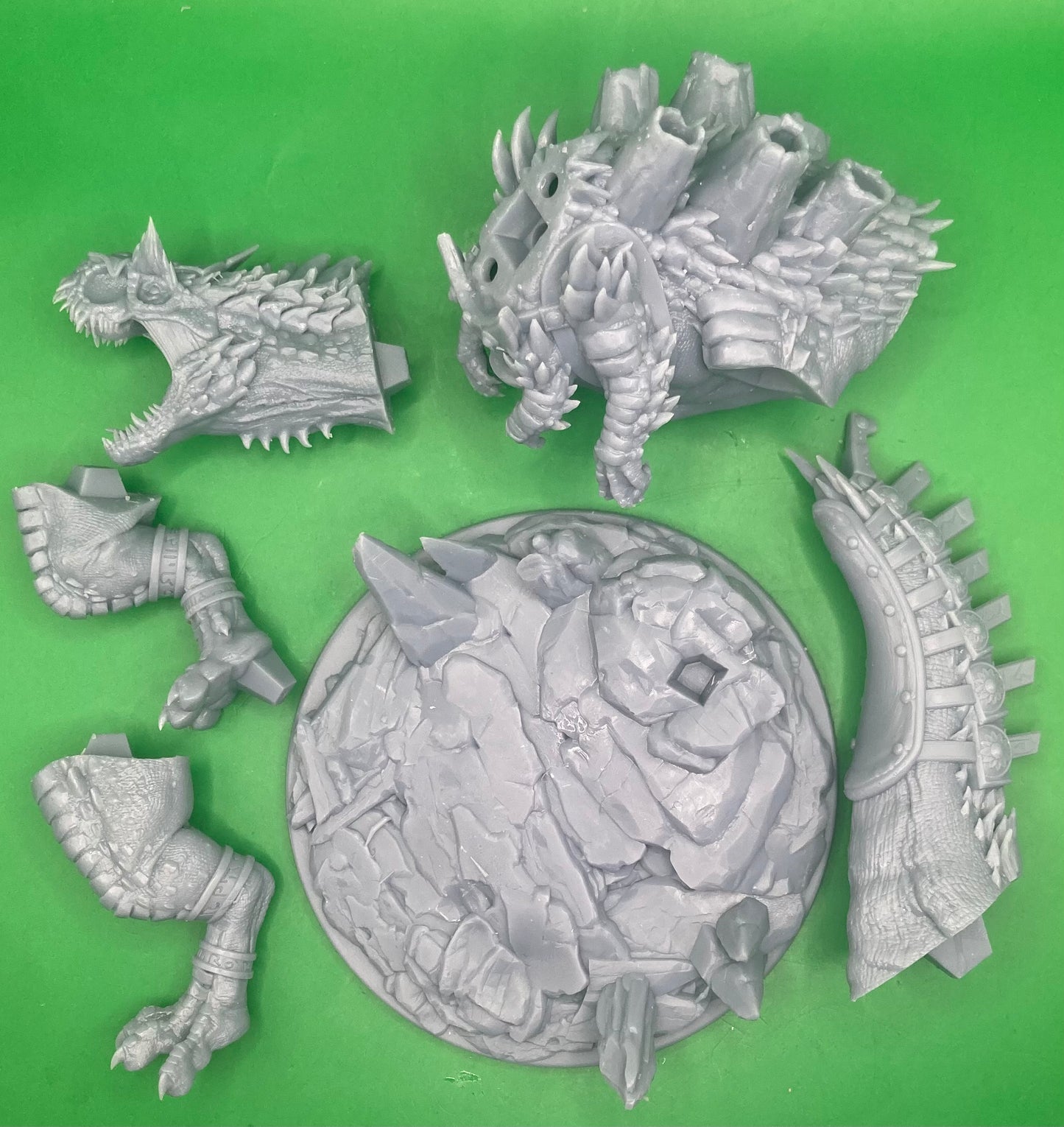 Infernosaurus, Armoured (2 Variants Available) - Dragon Trapper's Lodge