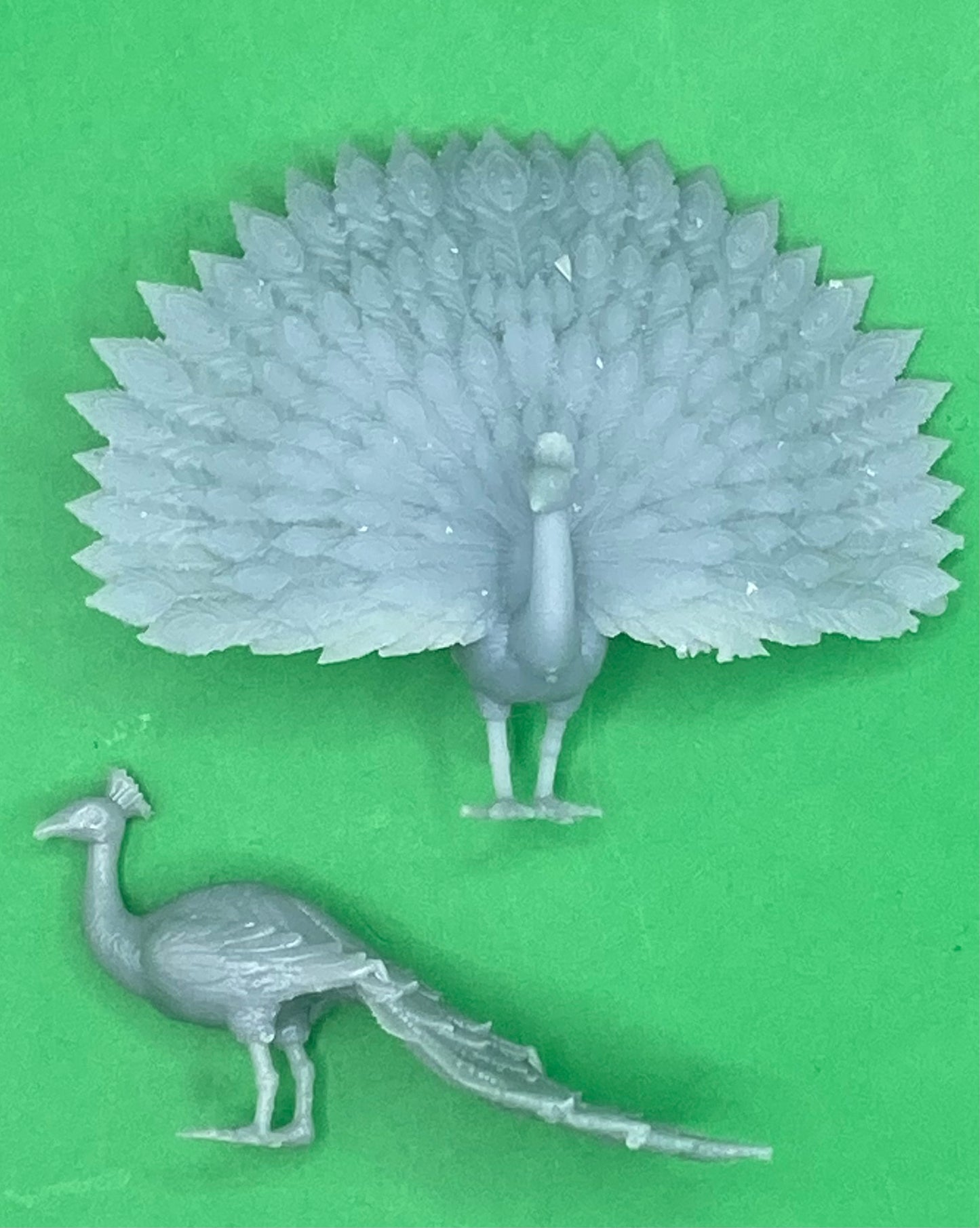 Peacock (2 Variants Available) - Epic Miniatures