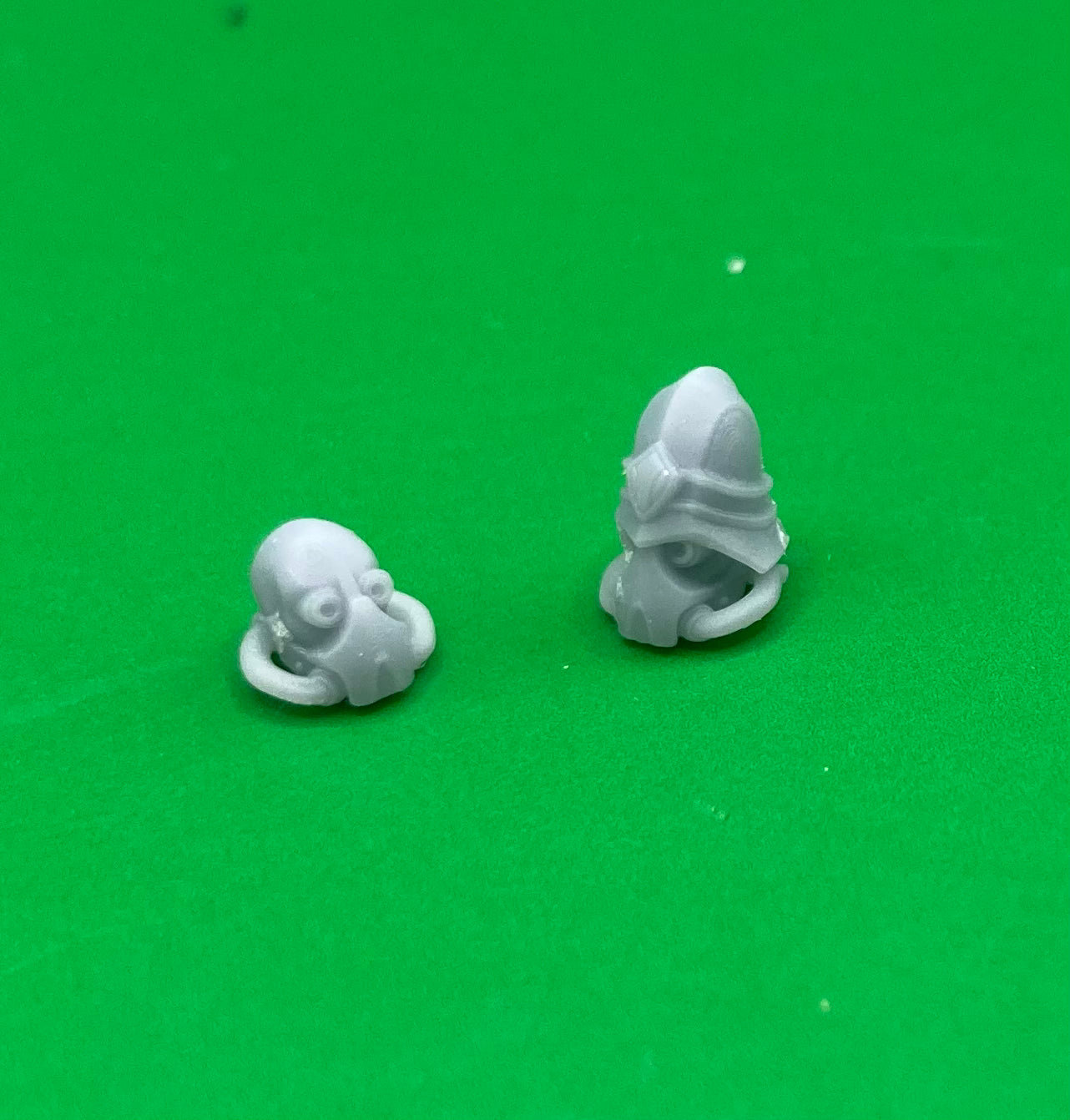 Guildenstern Gatewatch Heads, Customisation Pack - 32mm Scale (12 Variants Available) - Battle Yak