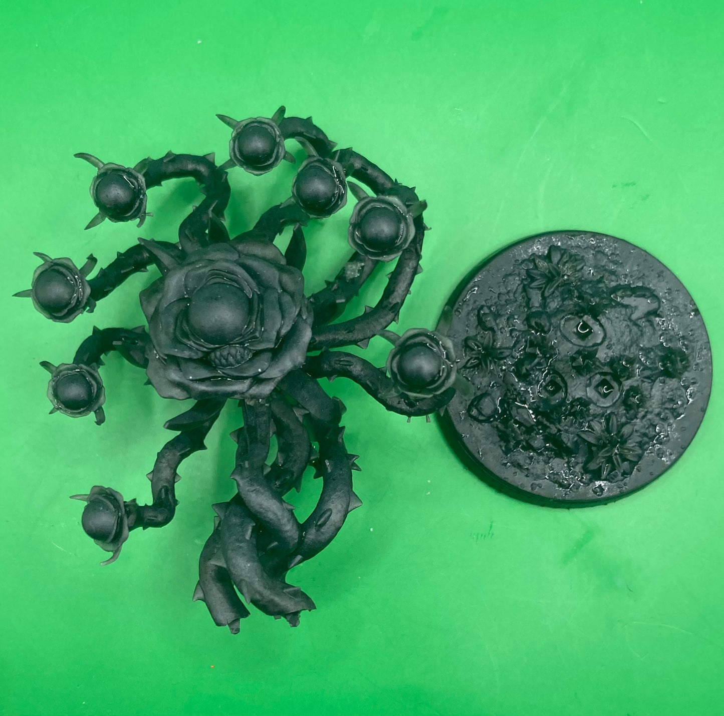 Rose Beholder - Dragon Trapper's Lodge