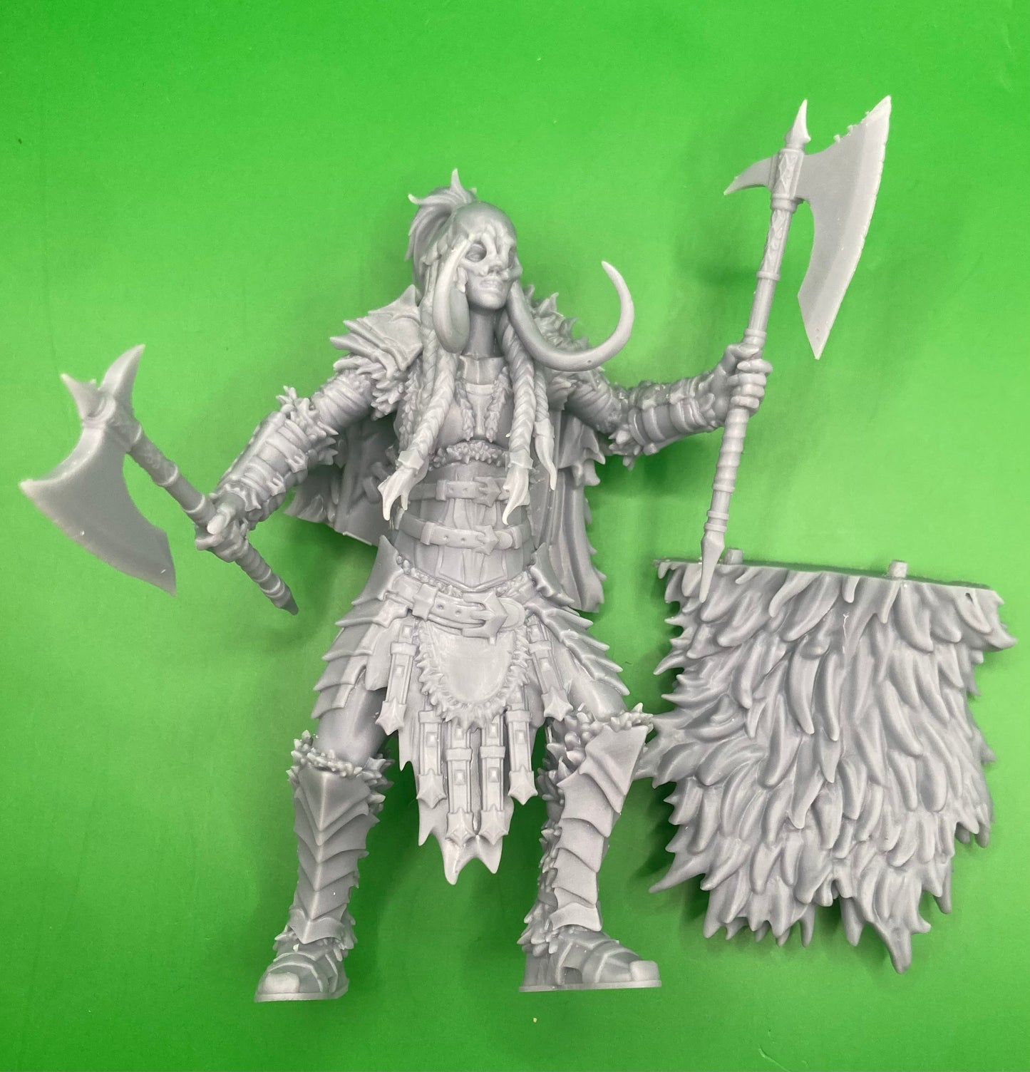 Frost Giantess (4 Variants) - Epic Miniatures