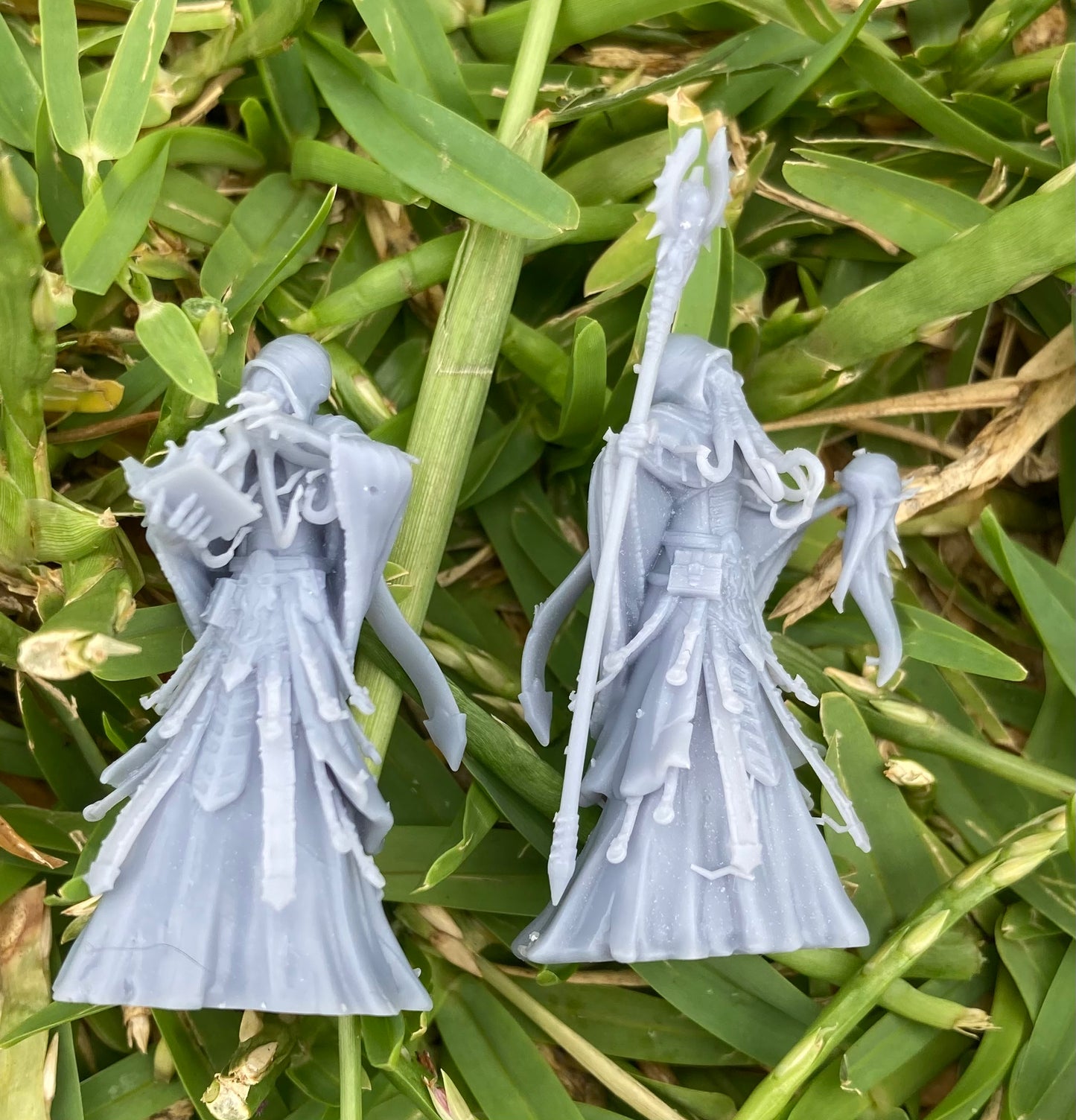 Mind Eater Lich (2 Variants Available) - Epic Miniatures