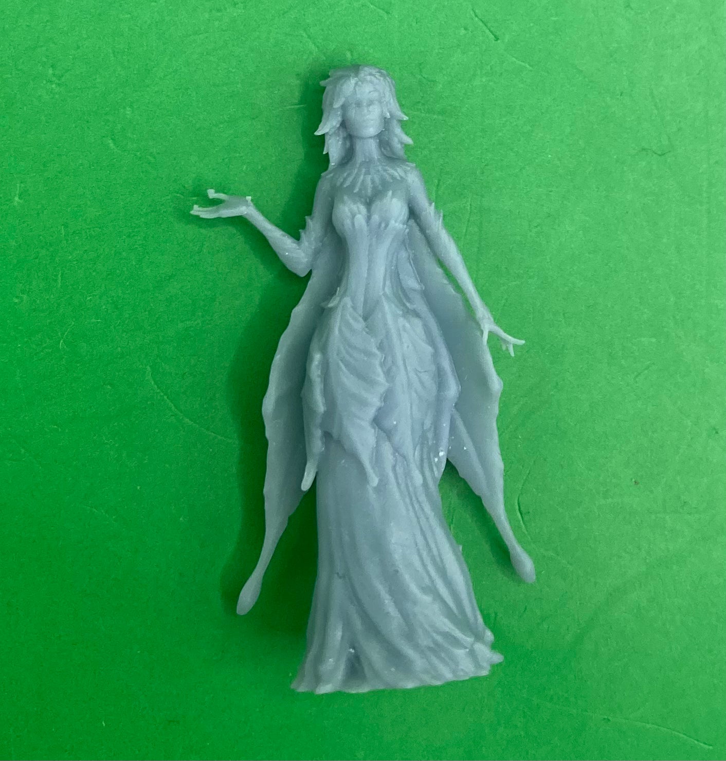 Flower Dryad (5 Variants Available) - Epic Miniatures
