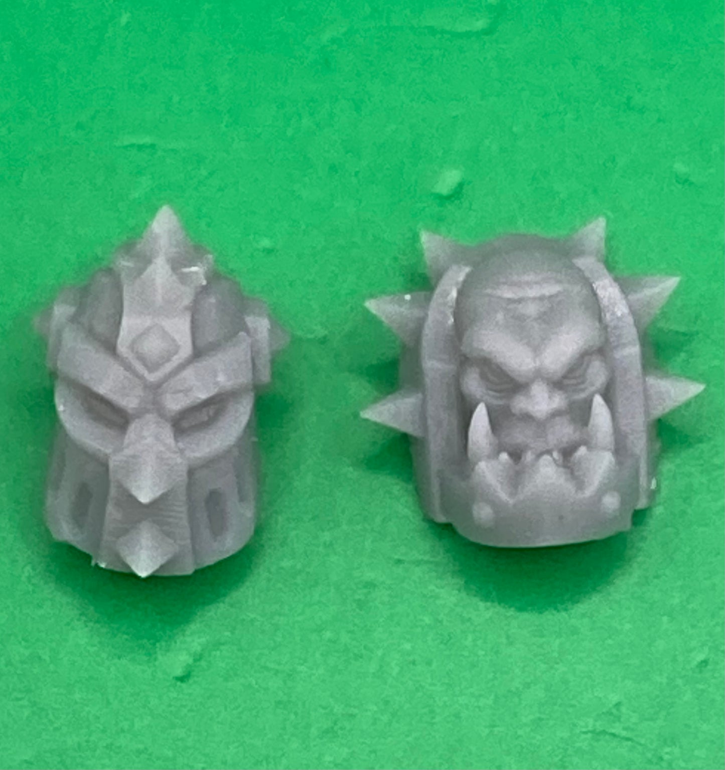 Ironskarne Warhorde Firestorm Heads, Customisation Pack - 28mm Scale (22 Variants Available) - Battle Yak