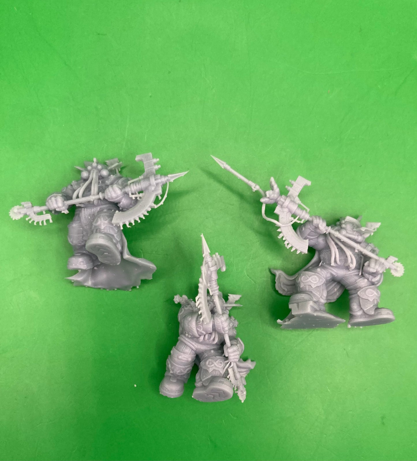 Diving Dwarf Adventurer (3 Variants Available) - Epic Miniatures