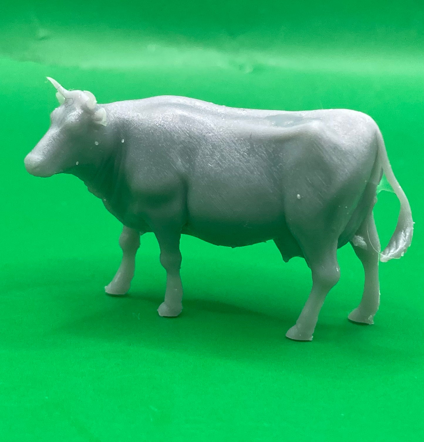 Farm Animal - Cow (3 Variants Available) - Epic Miniatures