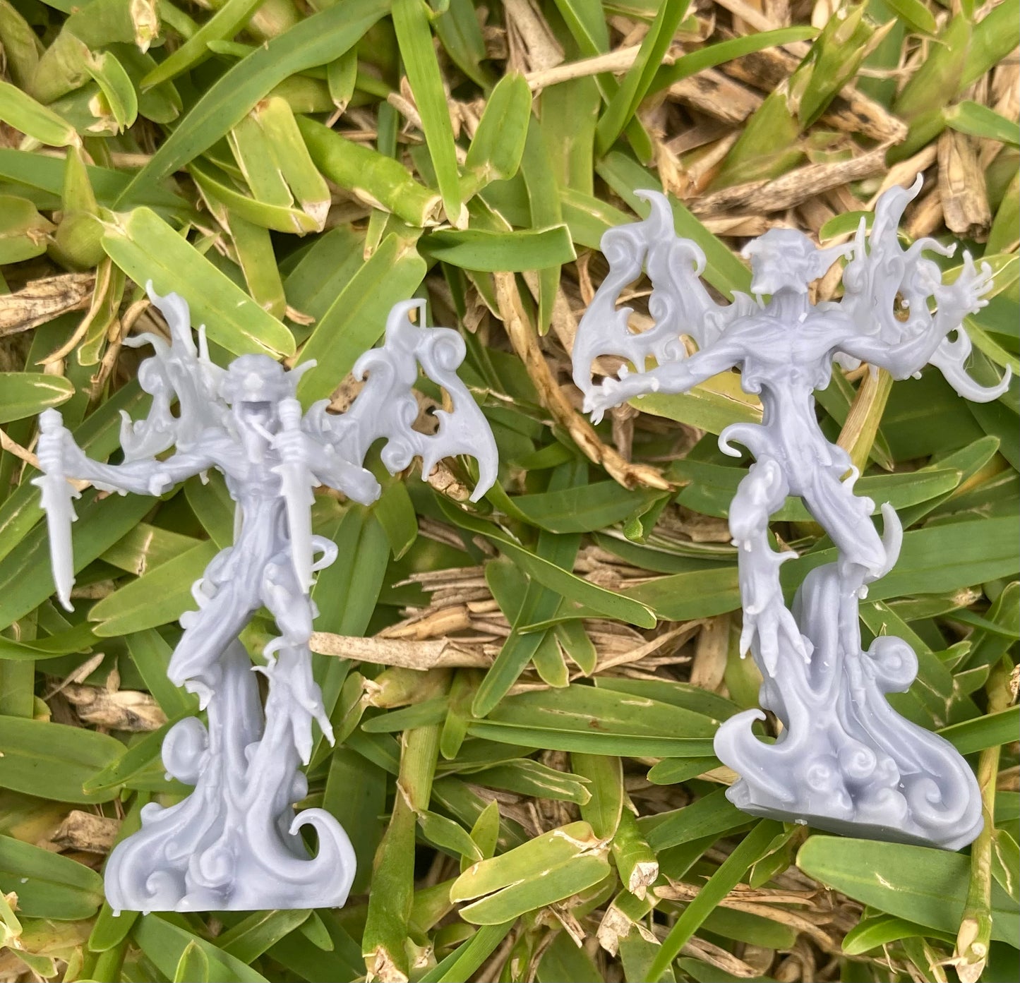 Smoke Mephit (2 Variants Available) - Epic Miniatures