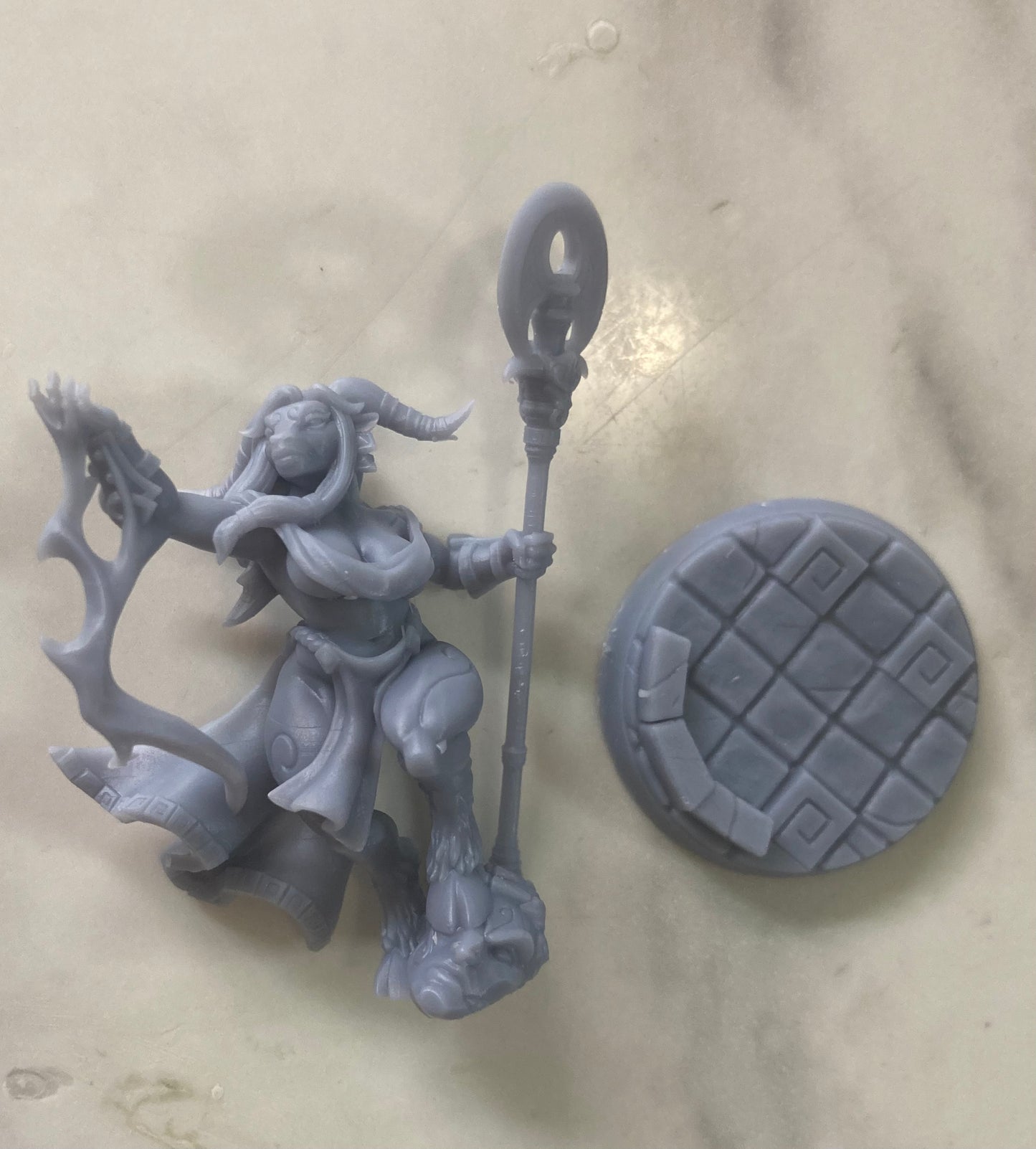 Taura the Oracle - Artisan Guild