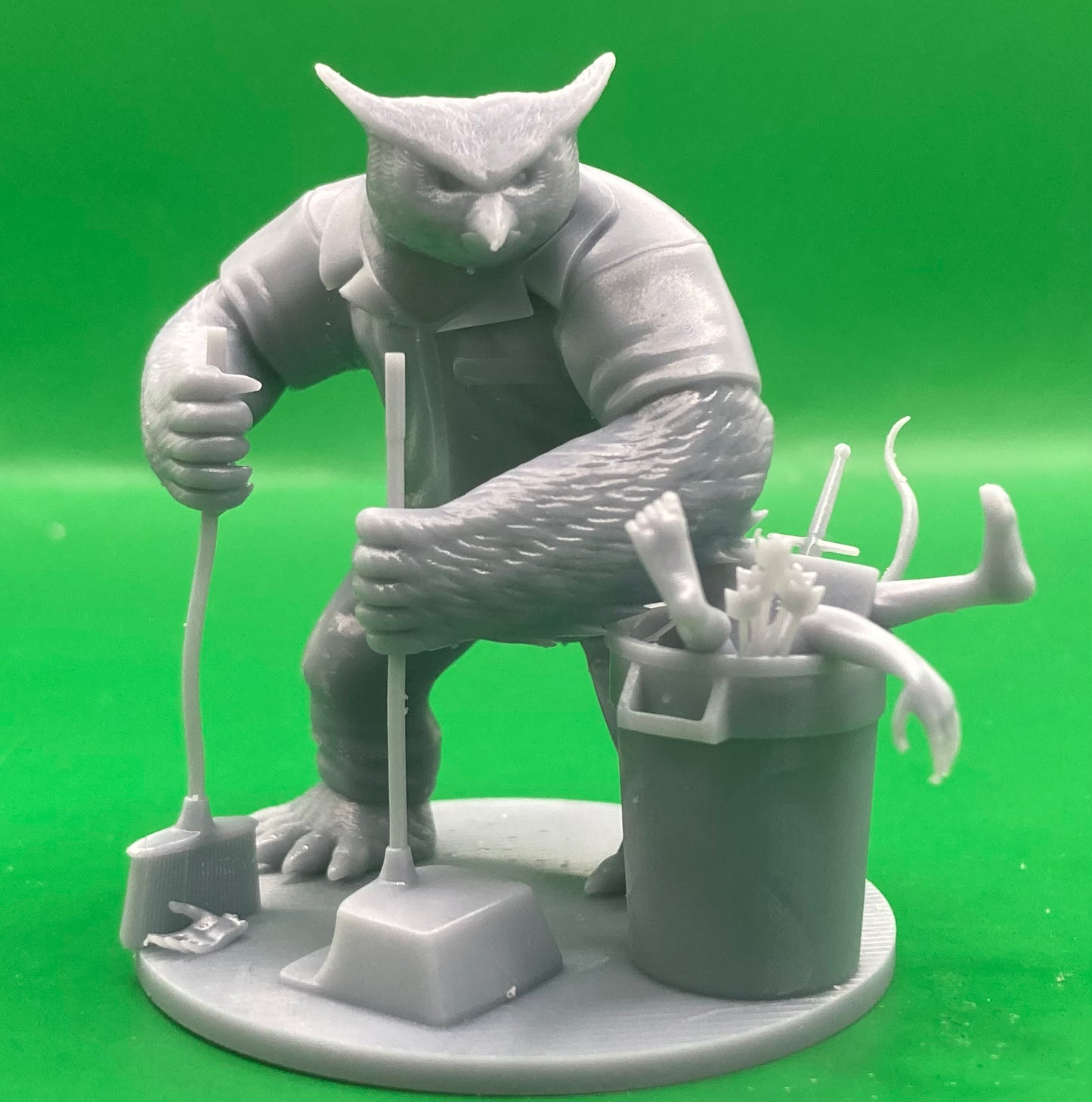 Owlbear Dungeon Janitor - MZ4250