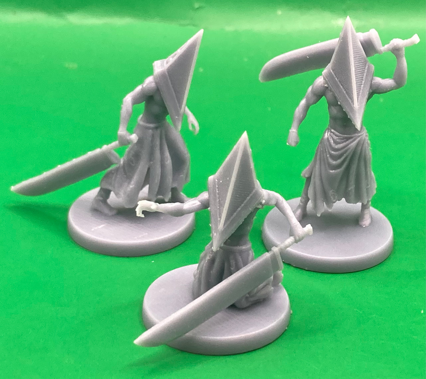 Crimson Executioner (3 Variants Available) - Invictus Miniatures