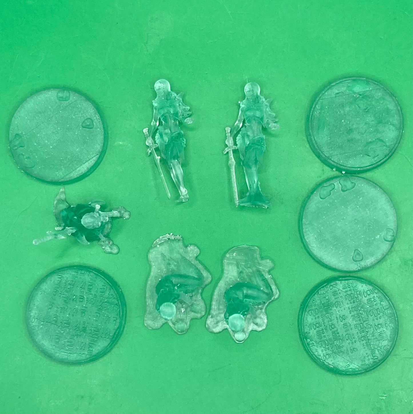 Slime Heroine (5 Variants Available) - Epic Miniatures