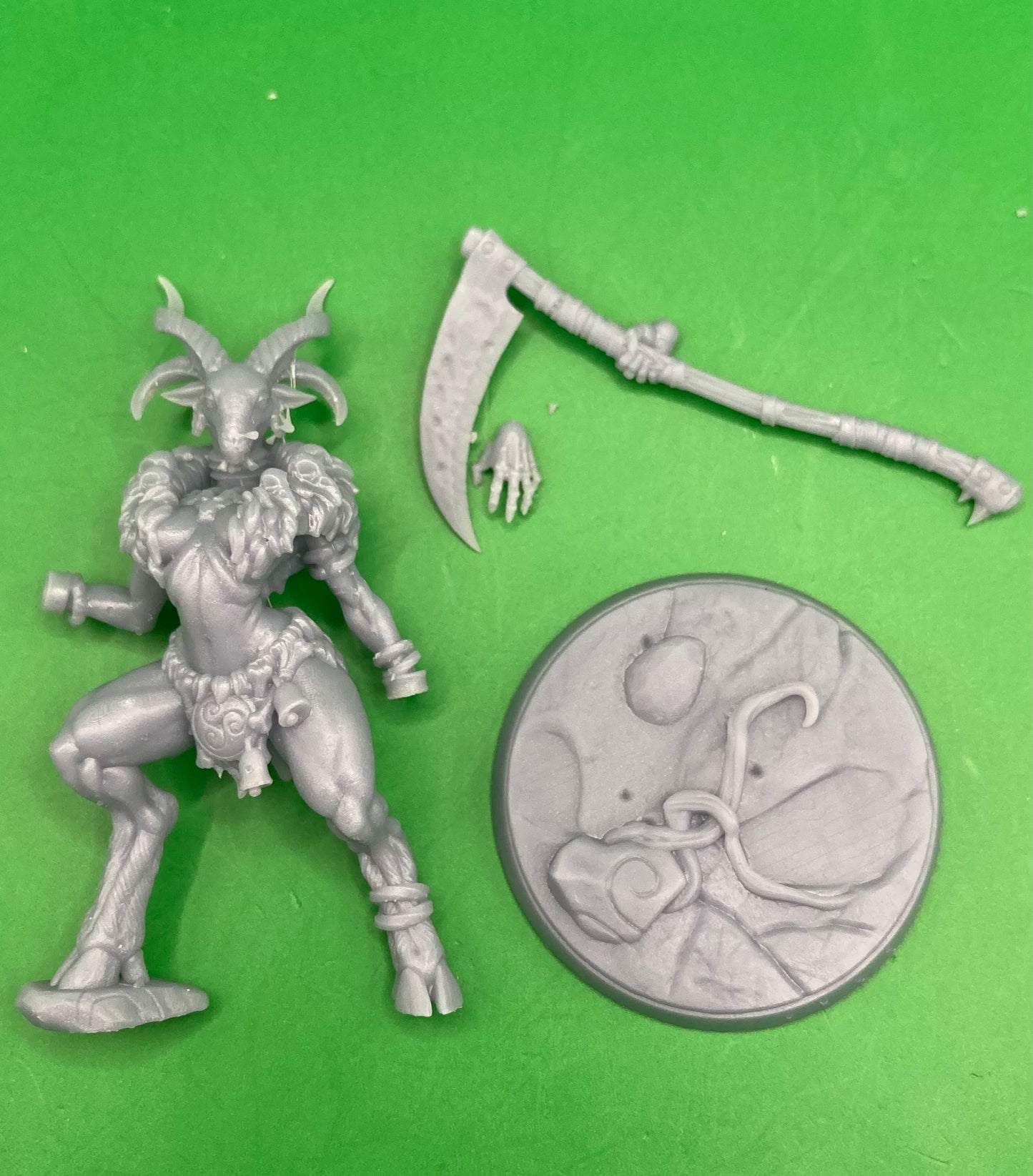 Kzara, Gobor Priestess - Artisan Guild