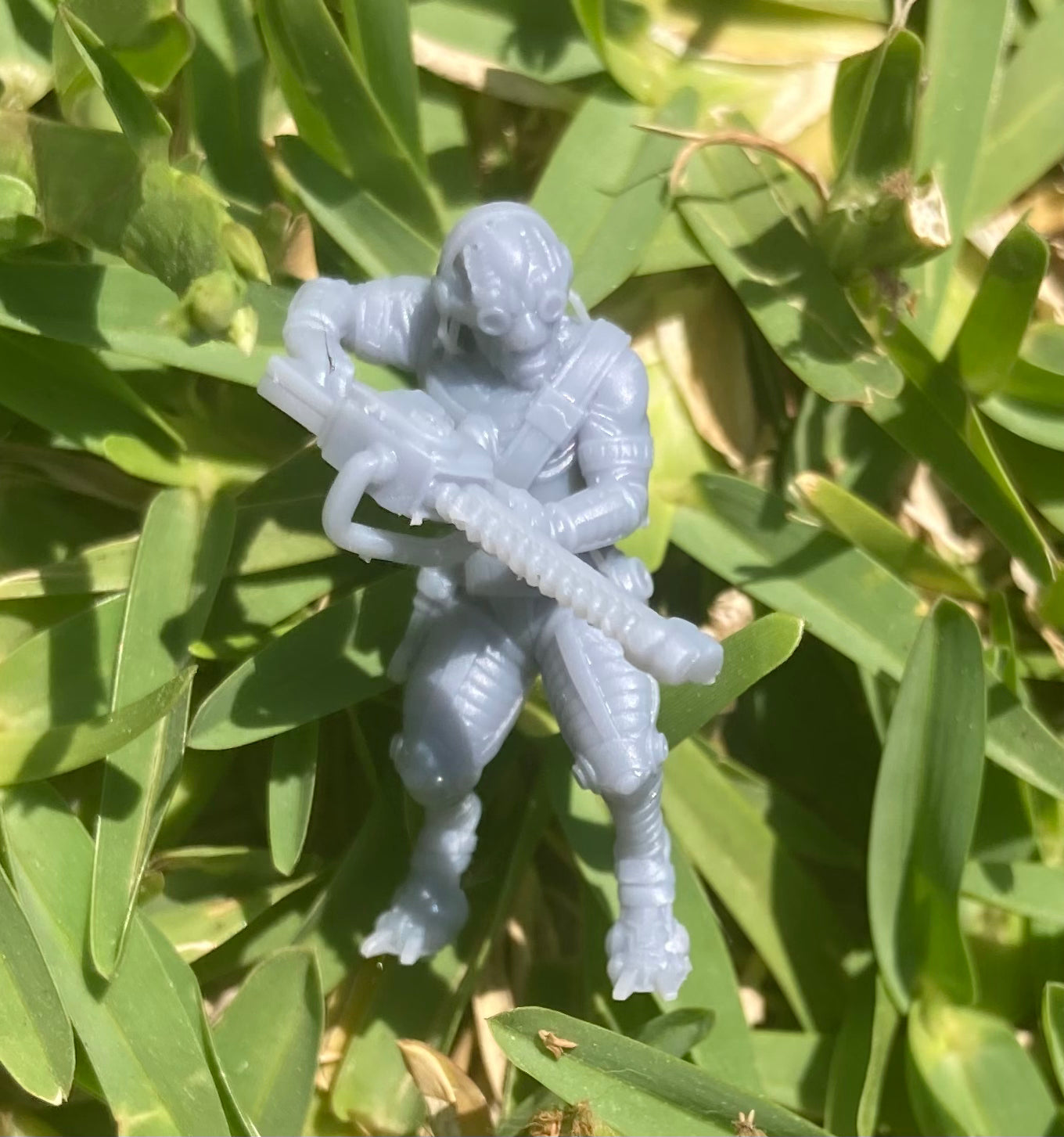 Alien Worker Set 1 (4 Variants Available) - Invictus Miniatures