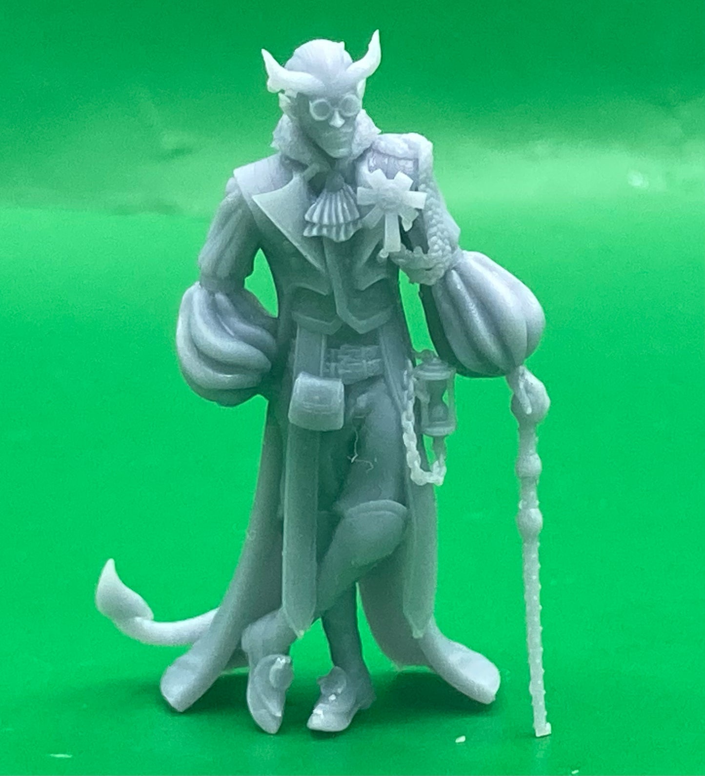 Tiefling Noble (3 Variants Available) - Epic Miniatures