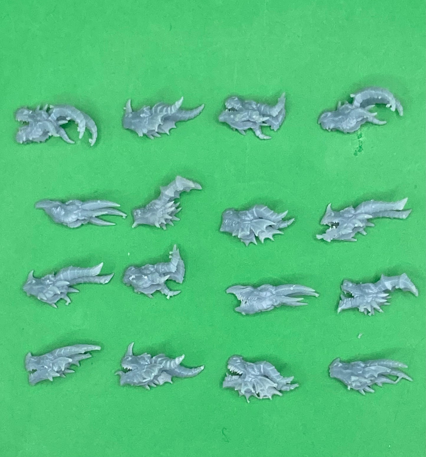Drakkisan Wyrmspawn Heads, Customisation Pack - 28mm Scale (16 Variants Available) - Battle Yak
