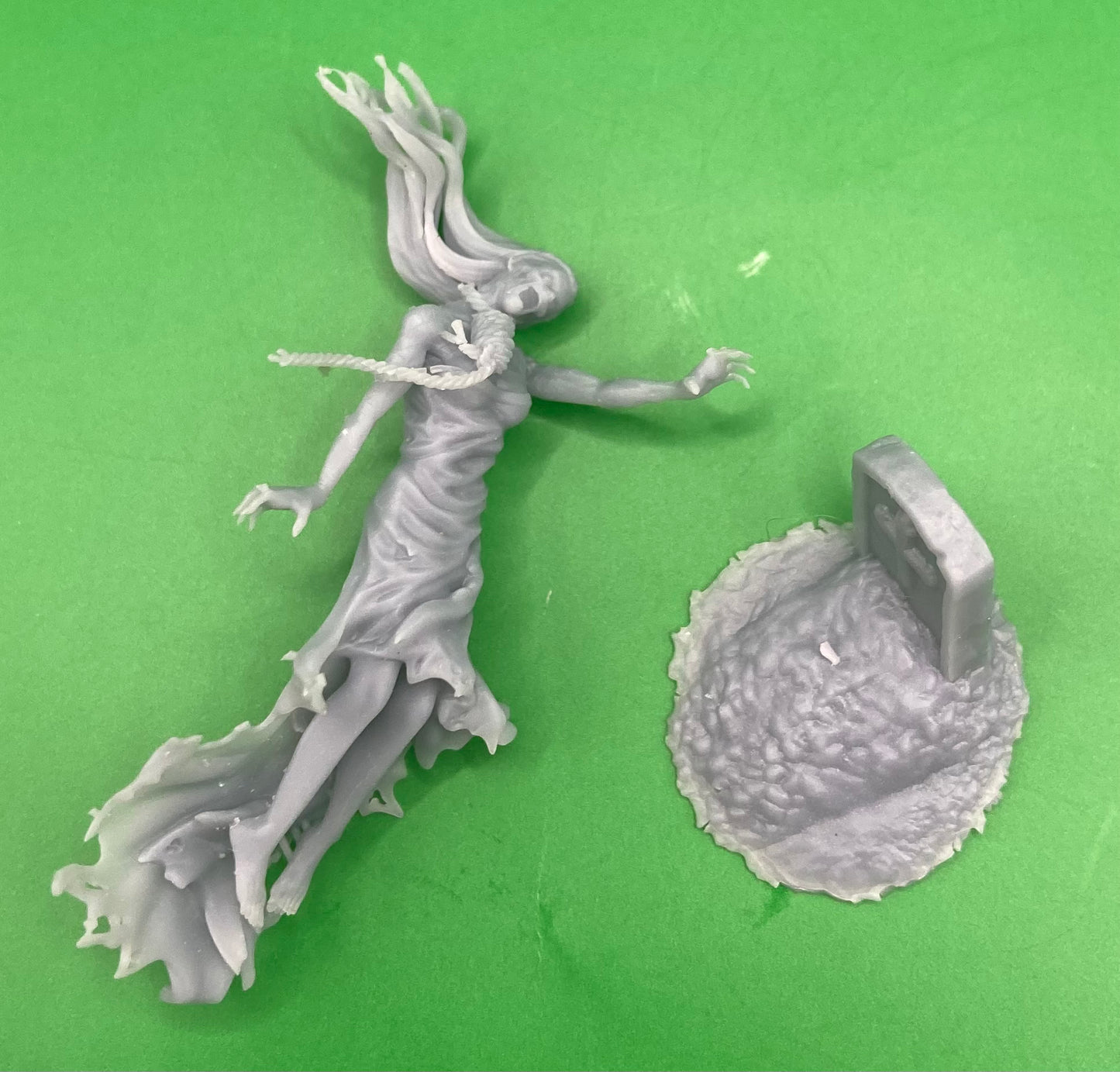 Banshee Classic (2 Variants Available) - Epic Miniatures