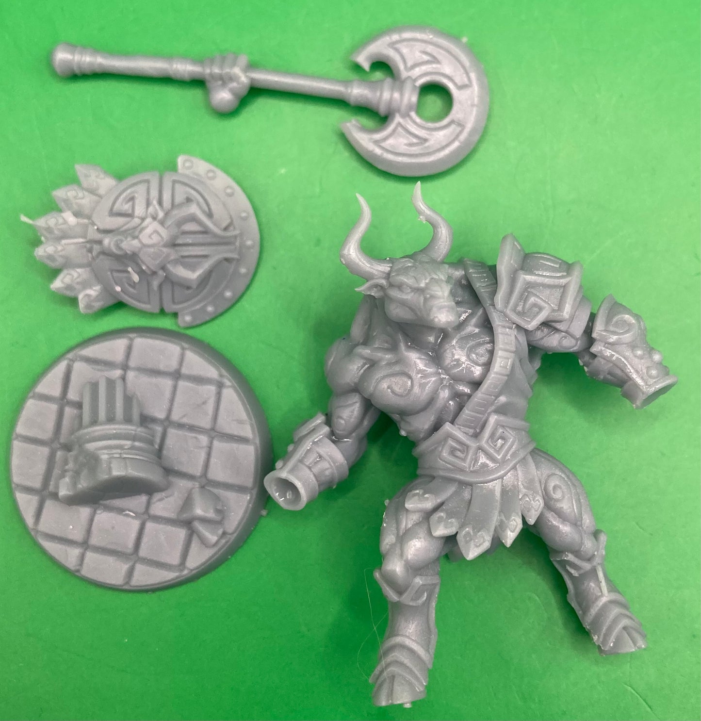 Labyrinth Minoc A (2 Variants Available) - Artisan Guild