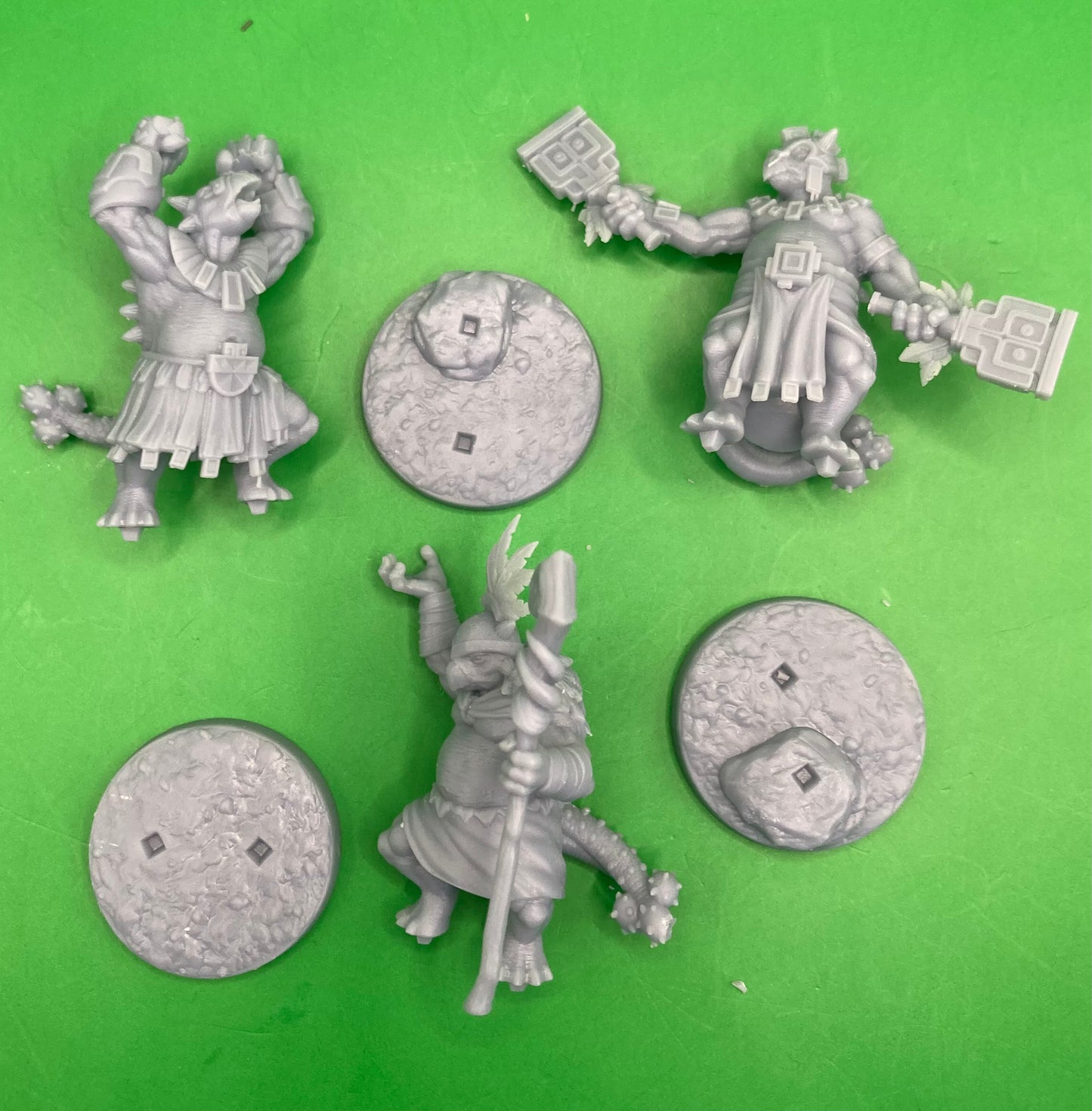 Saurian - Ankylo (3 Variants Available) - Dragon Trapper's Lodge