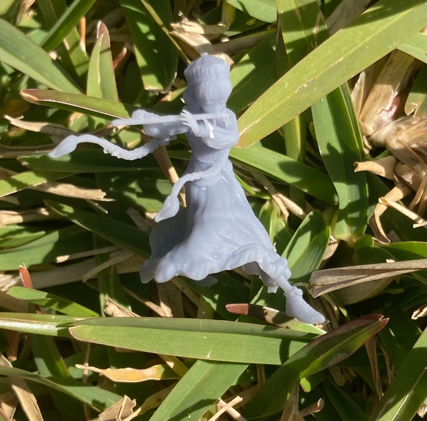 Norse Bard Girl (3 Variants Available) - Epic Miniatures