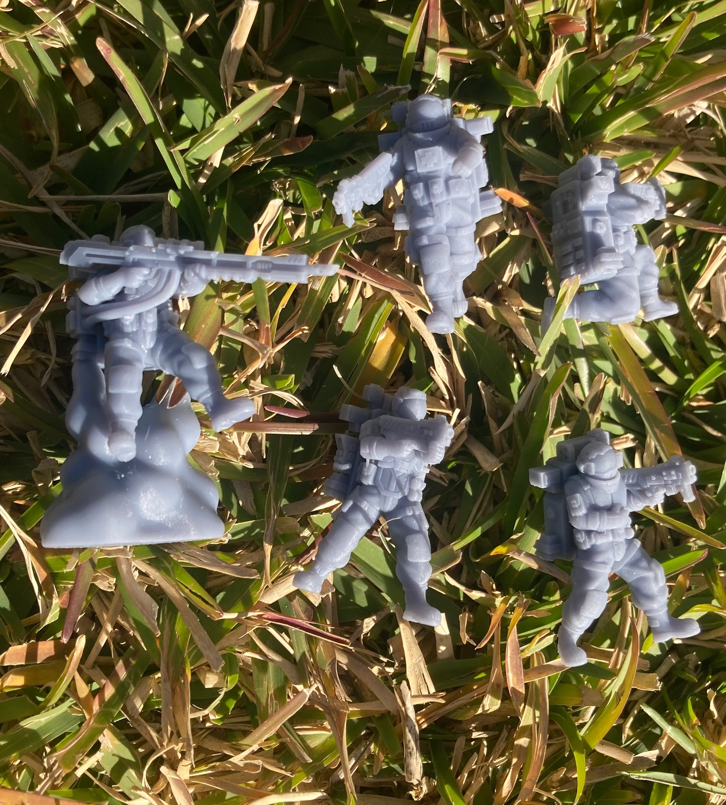 Lunar Team - Makosha Astronauts (5 Variants Available) - Print Minis