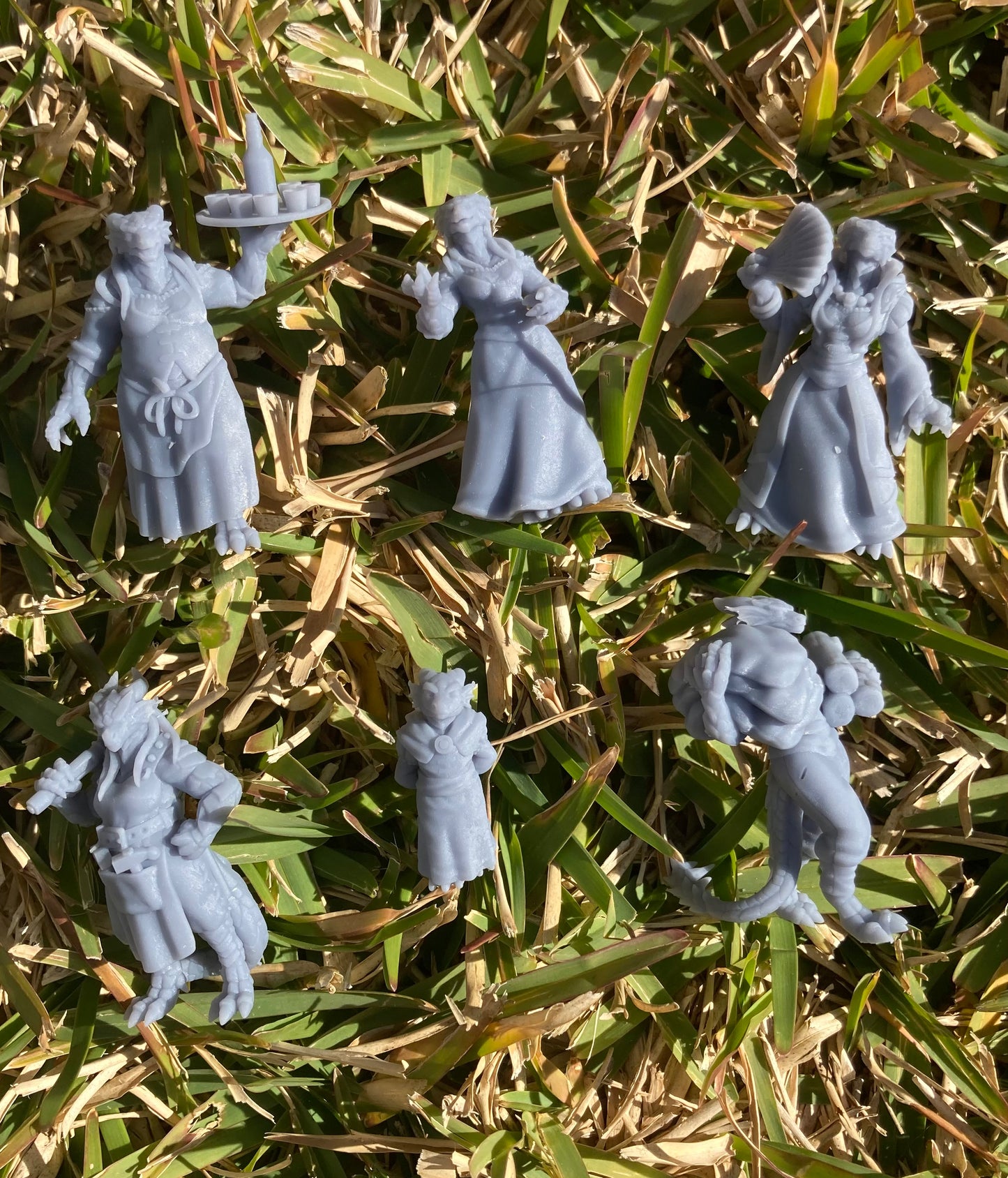 Female Dragonfolk Commoners (6 Variants Available) - Velrock