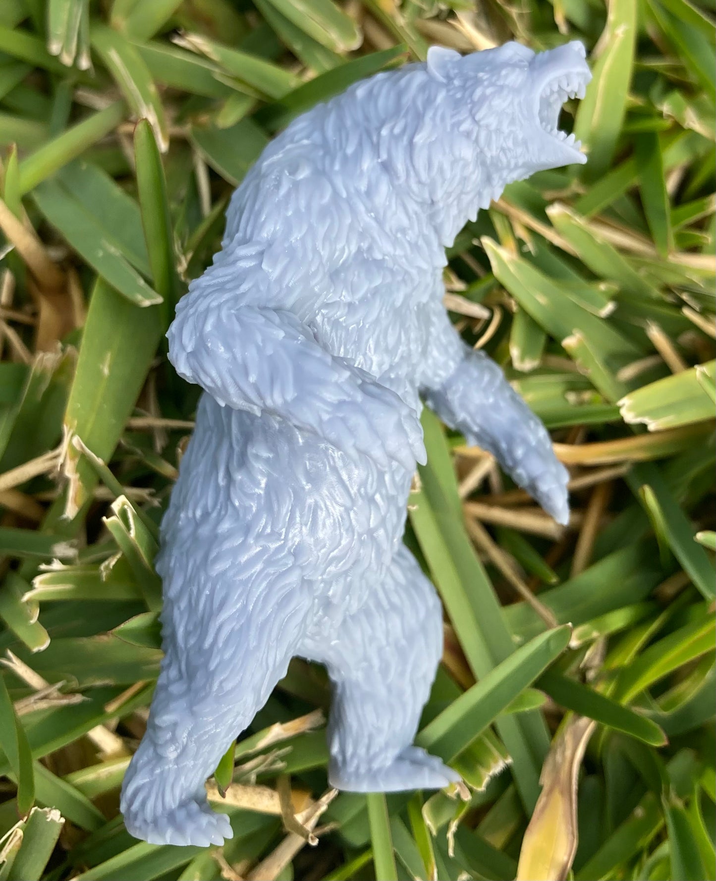 Grizzly Bear (4 Variants Available) - Epic Miniatures
