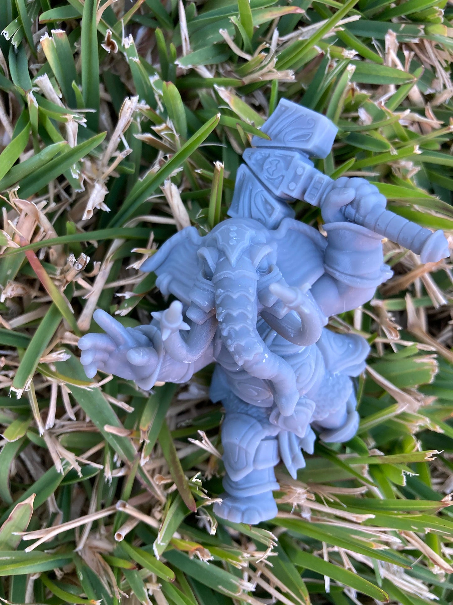 Elephant Folk Paladin (3 Variants) - Epic Miniatures
