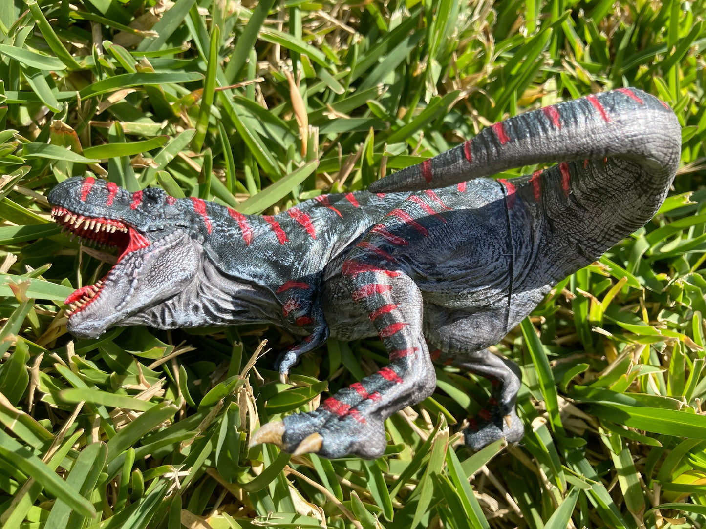 T-Rex (6 Variants) - Epic Miniatures