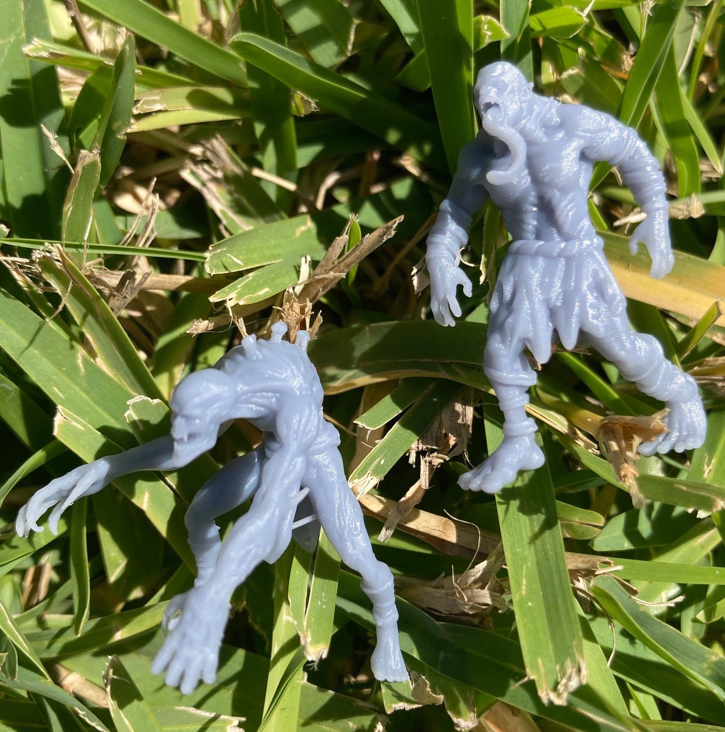Ghoul (2 Variants Available) - Epic Miniatures