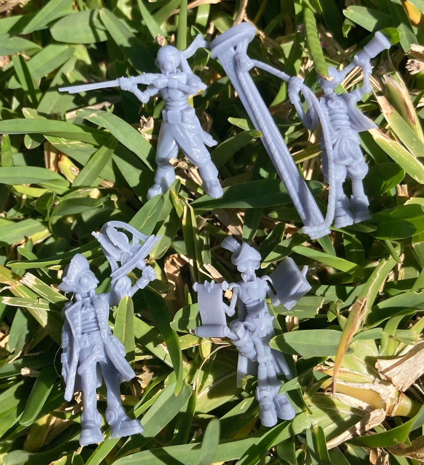 Robot Sailors (4 Variants Available) - Dragon Trapper's Lodge