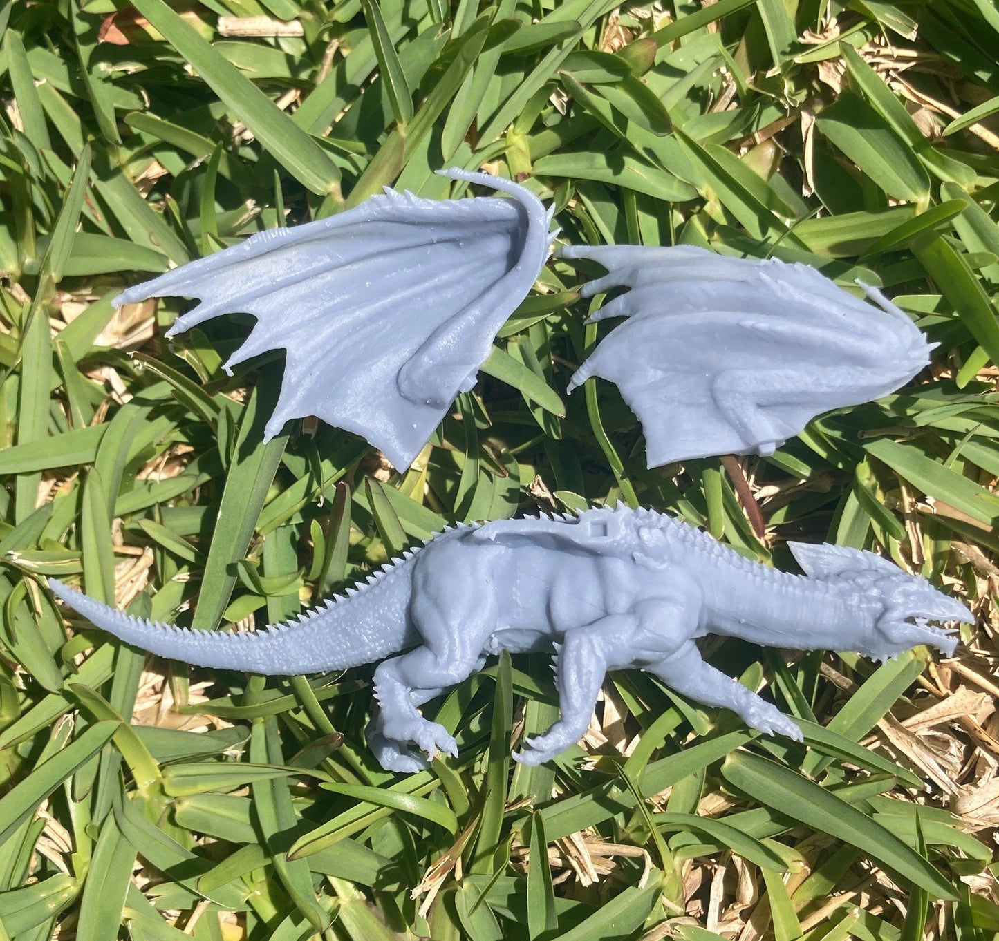 White Dragon (3 Variants Available) - Epic Miniatures