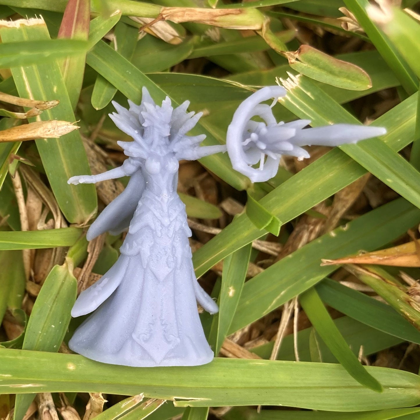 Snow Queen (4 Variants Available) - Epic Miniatures