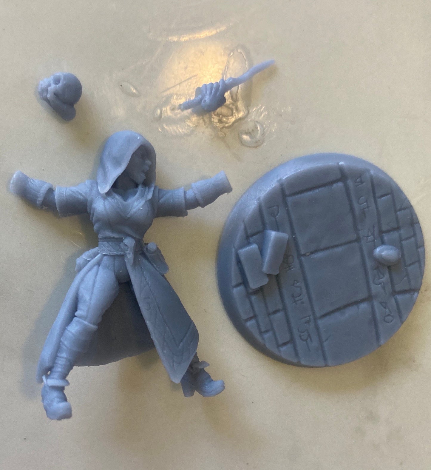 Arcanist Apprentice E (2 variants available) - Artisan Guild