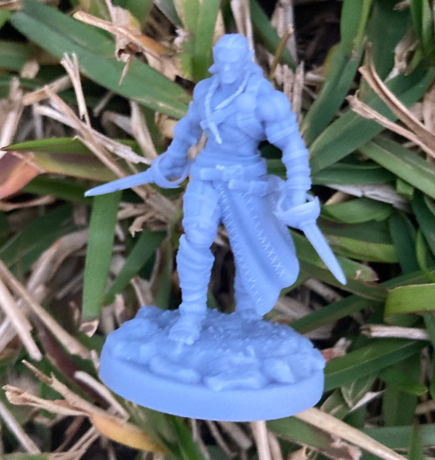 Elven Barbarian (3 Variants) - Epic Miniatures