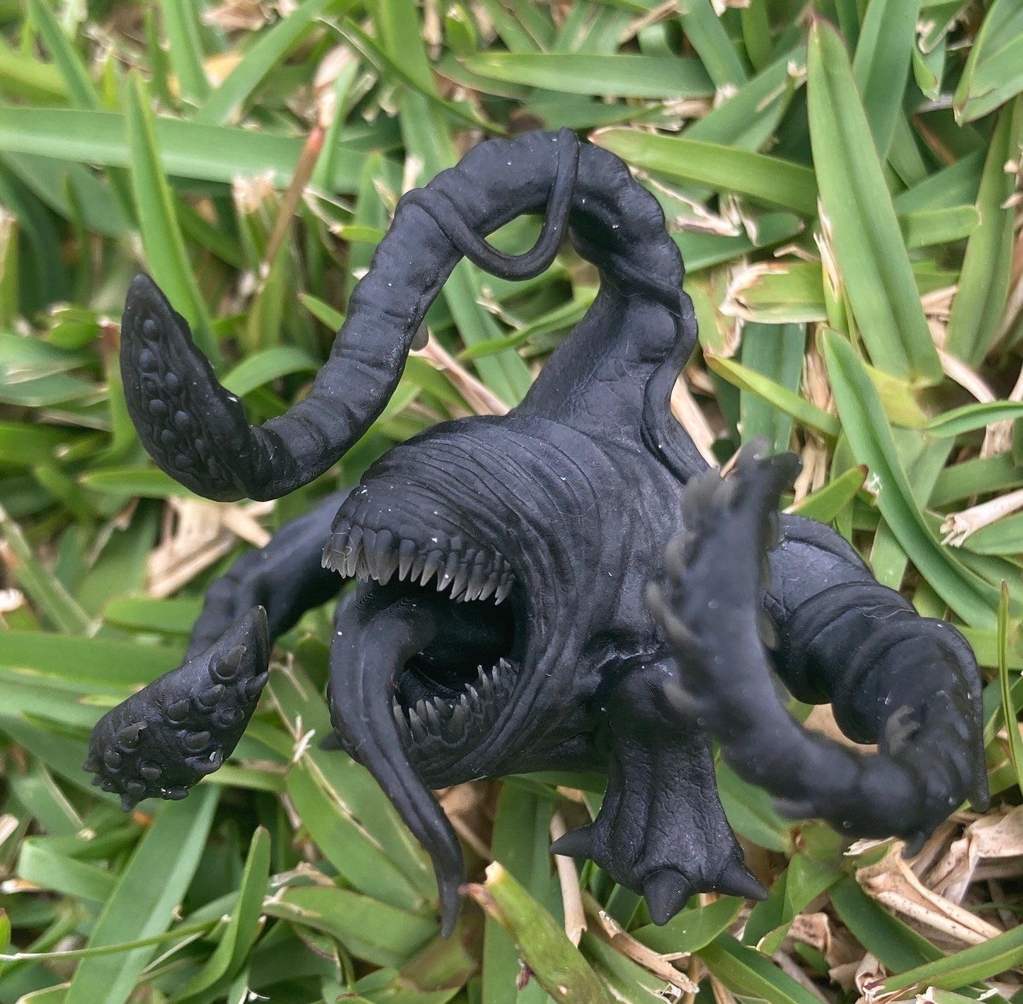 Otyugh (3 Variants) - Epic Miniatures
