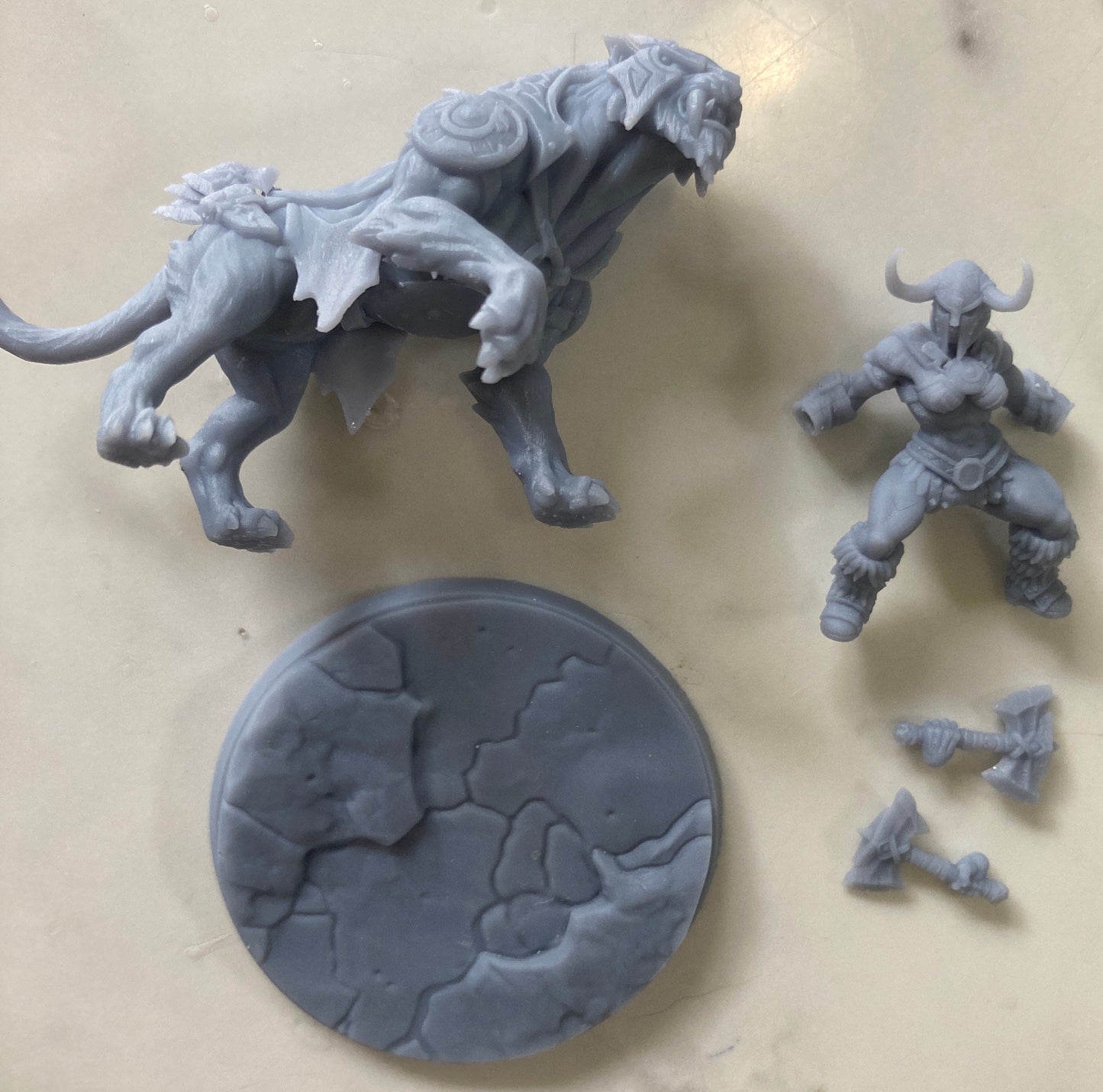 Smilodon Rider D (2 Variants Available) - Artisan Guild