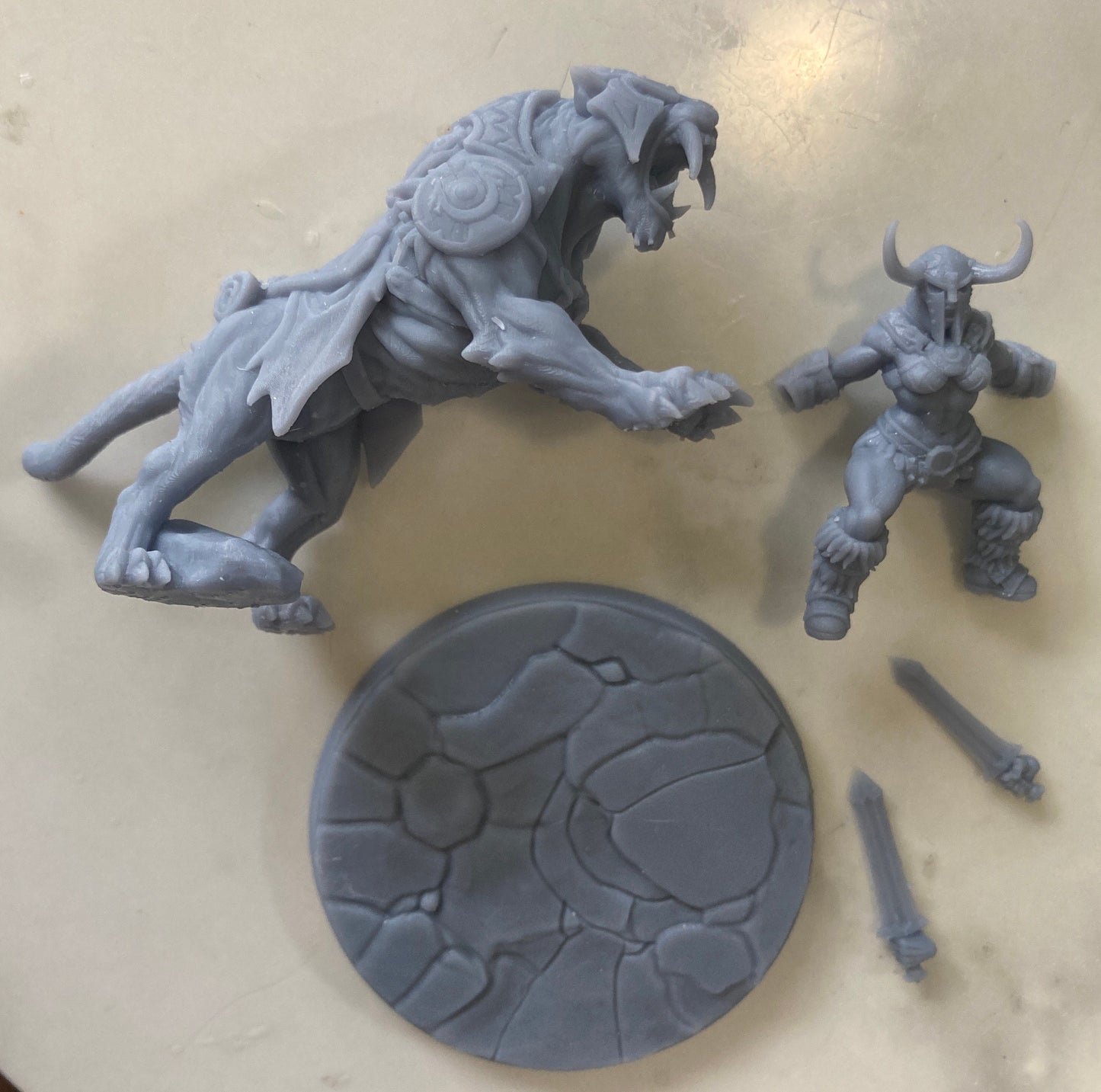 Smilodon Rider C (2 Variants Available) - Artisan Guild